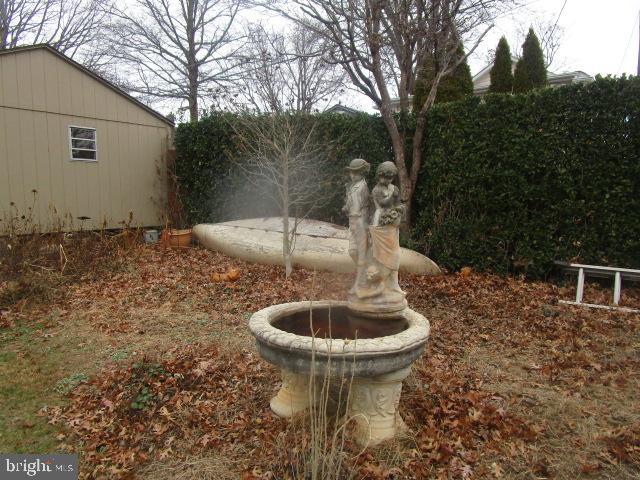 CRYSTAL BEACH MANOR - Residential