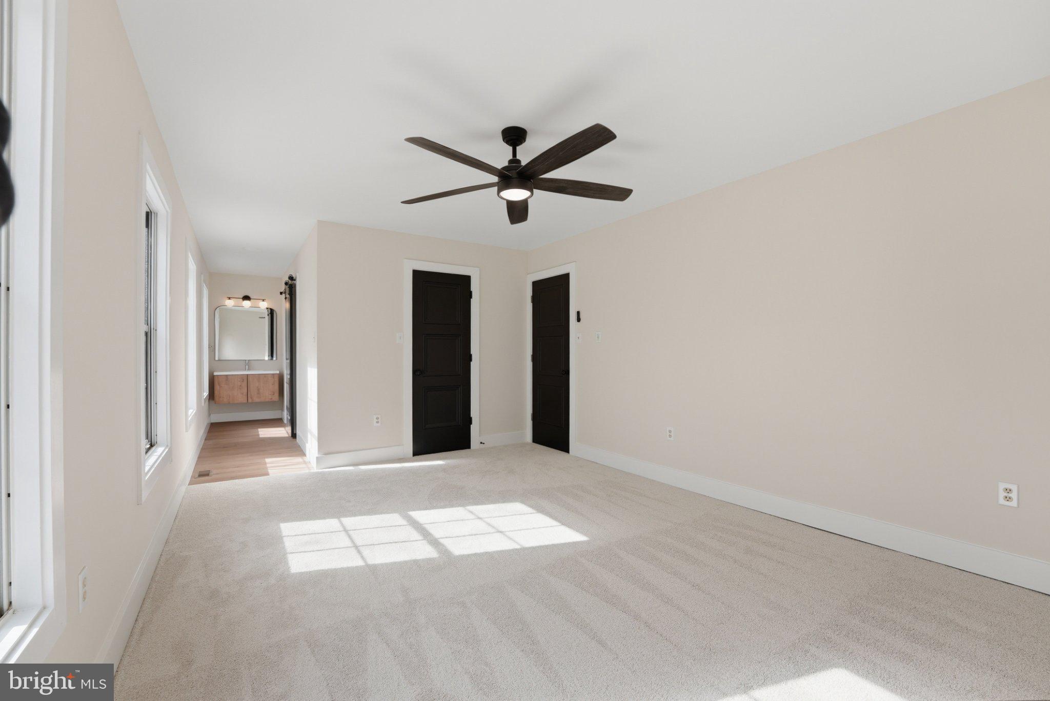 THE HIGHLANDS - Residential