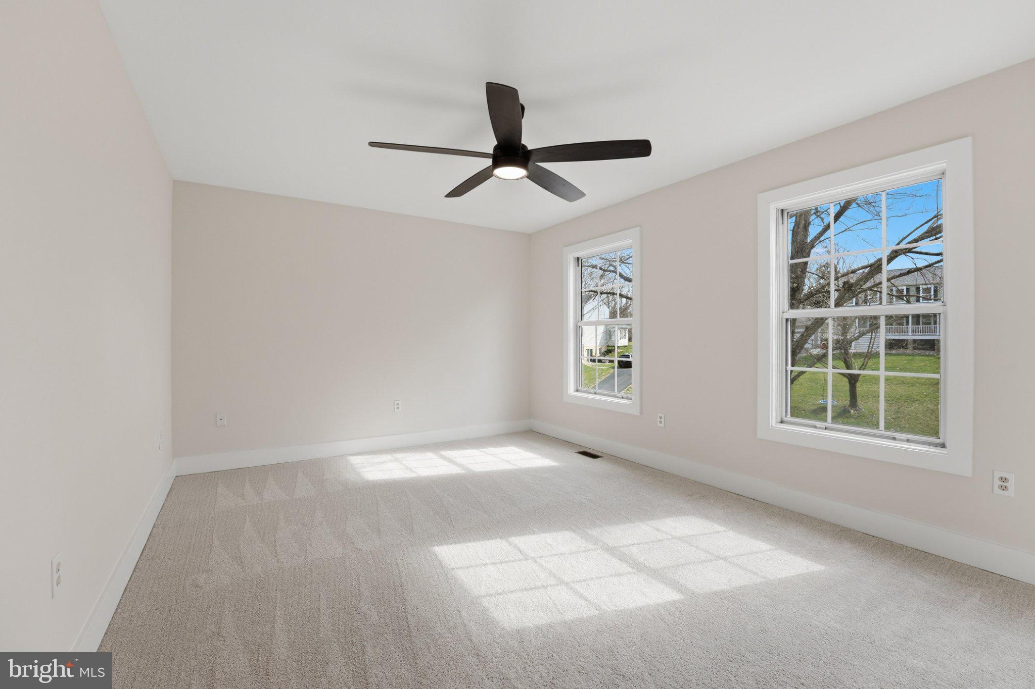 THE HIGHLANDS - Residential