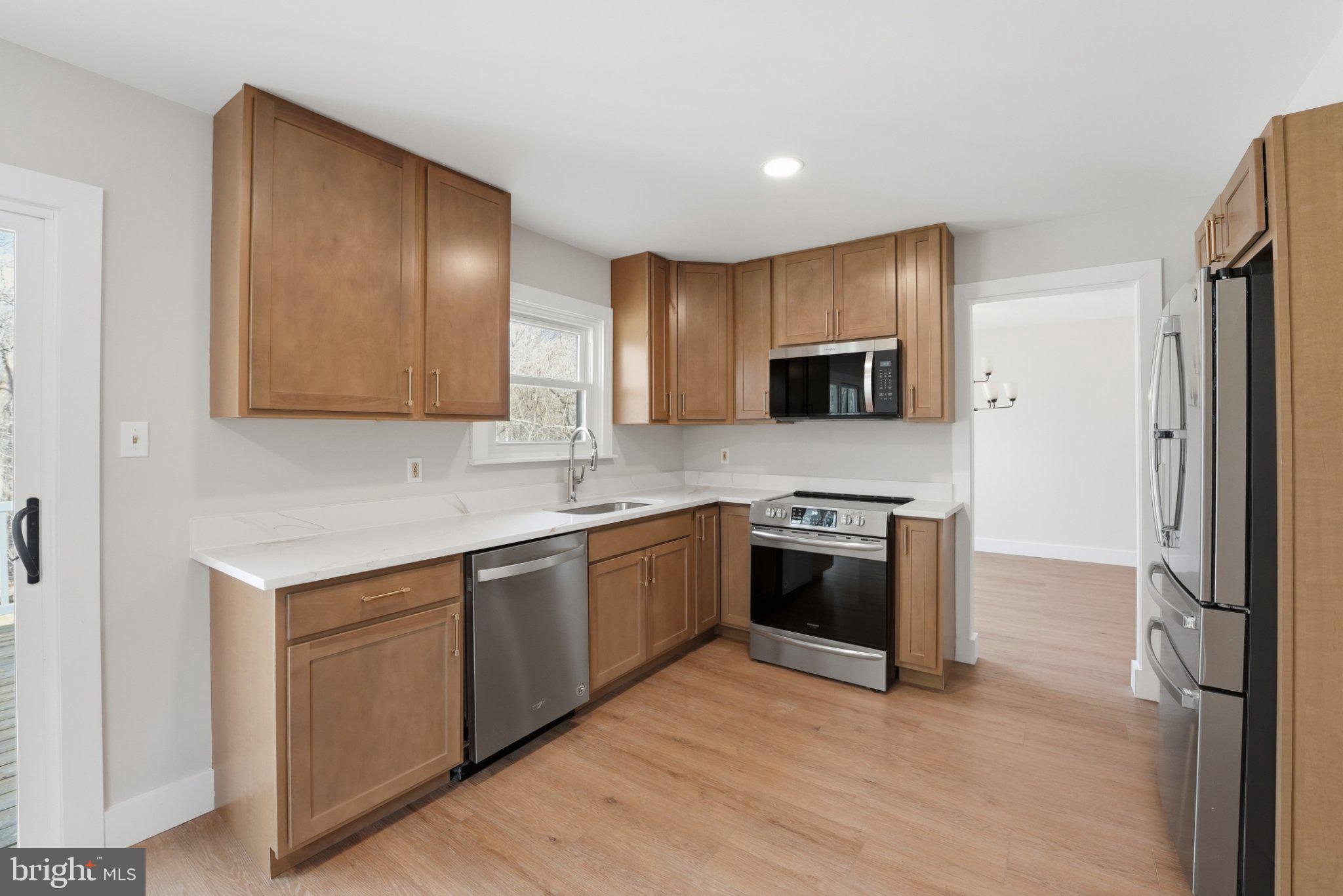 THE HIGHLANDS - Residential