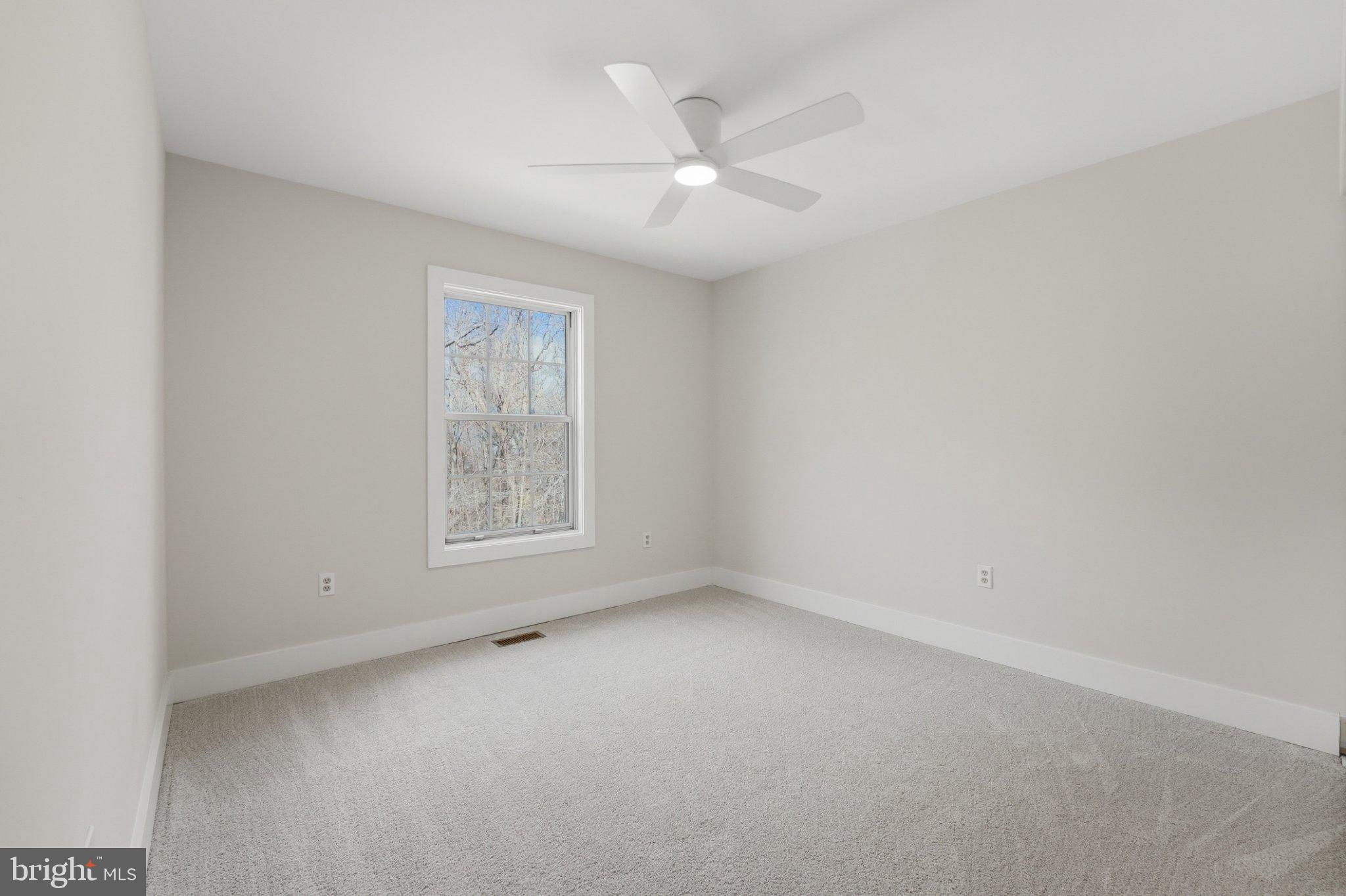 THE HIGHLANDS - Residential