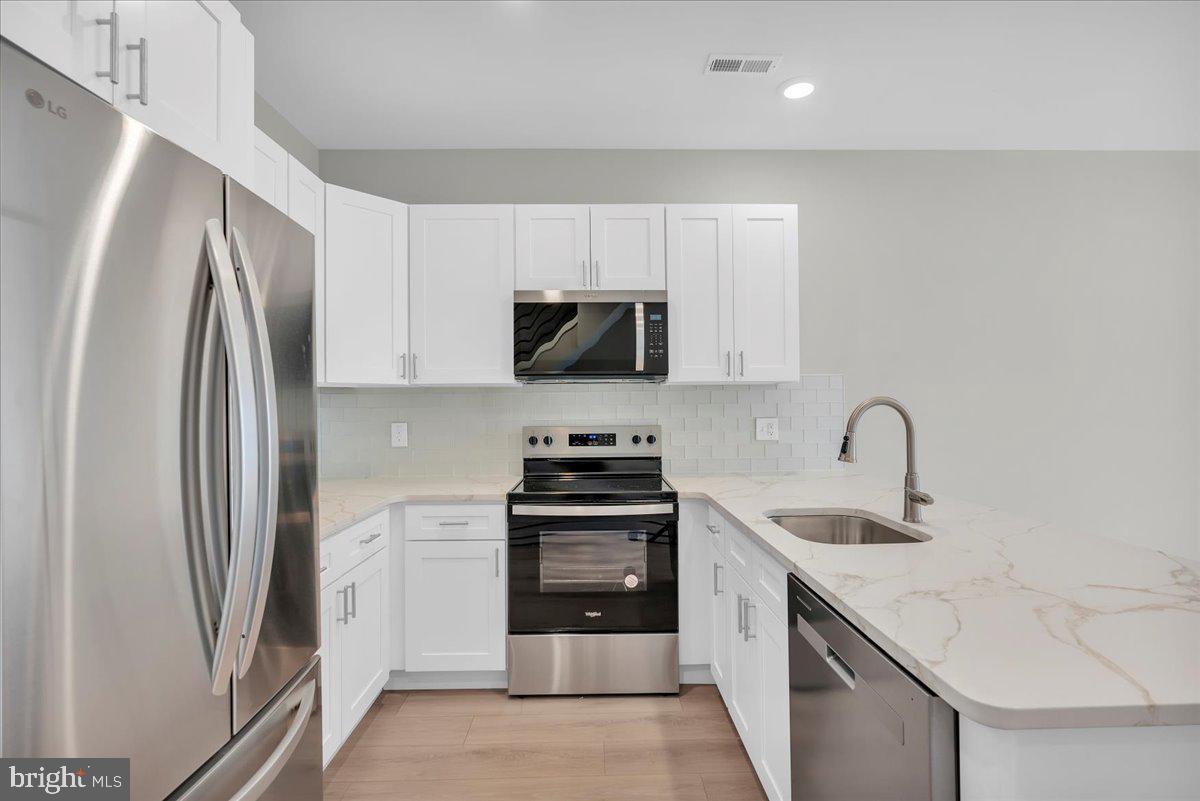 NORRIS SQUARE - Residential