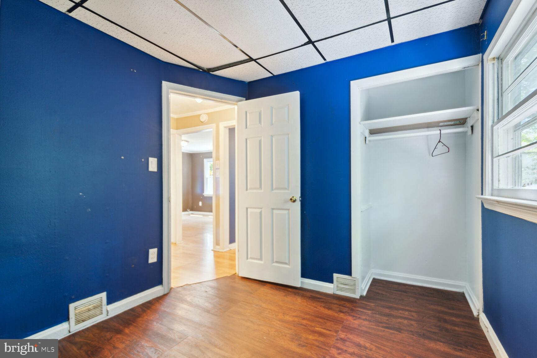 VEIRS MILL VILLAGE - Residential