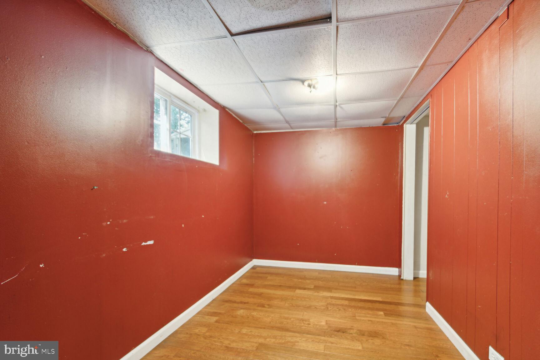 VEIRS MILL VILLAGE - Residential