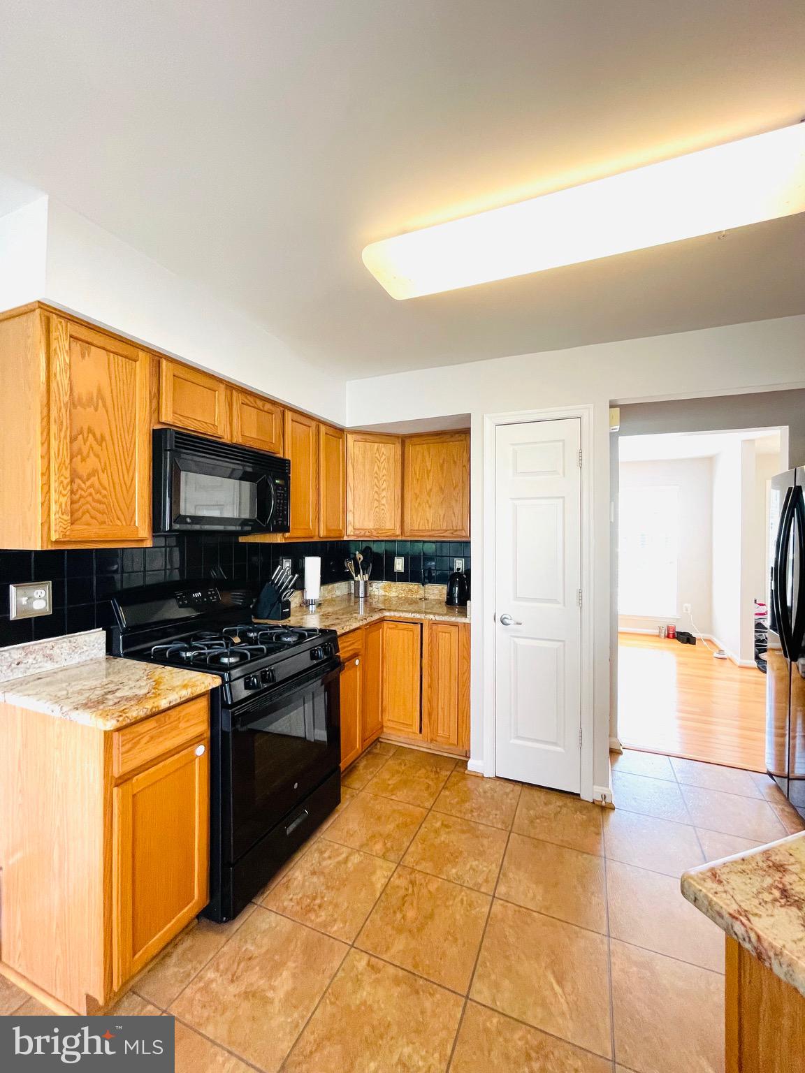 PARKER MEADOWS PLAT 7 - Residential