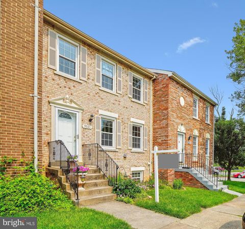 9523 GREENCASTLE LANE LORTON VA 22079