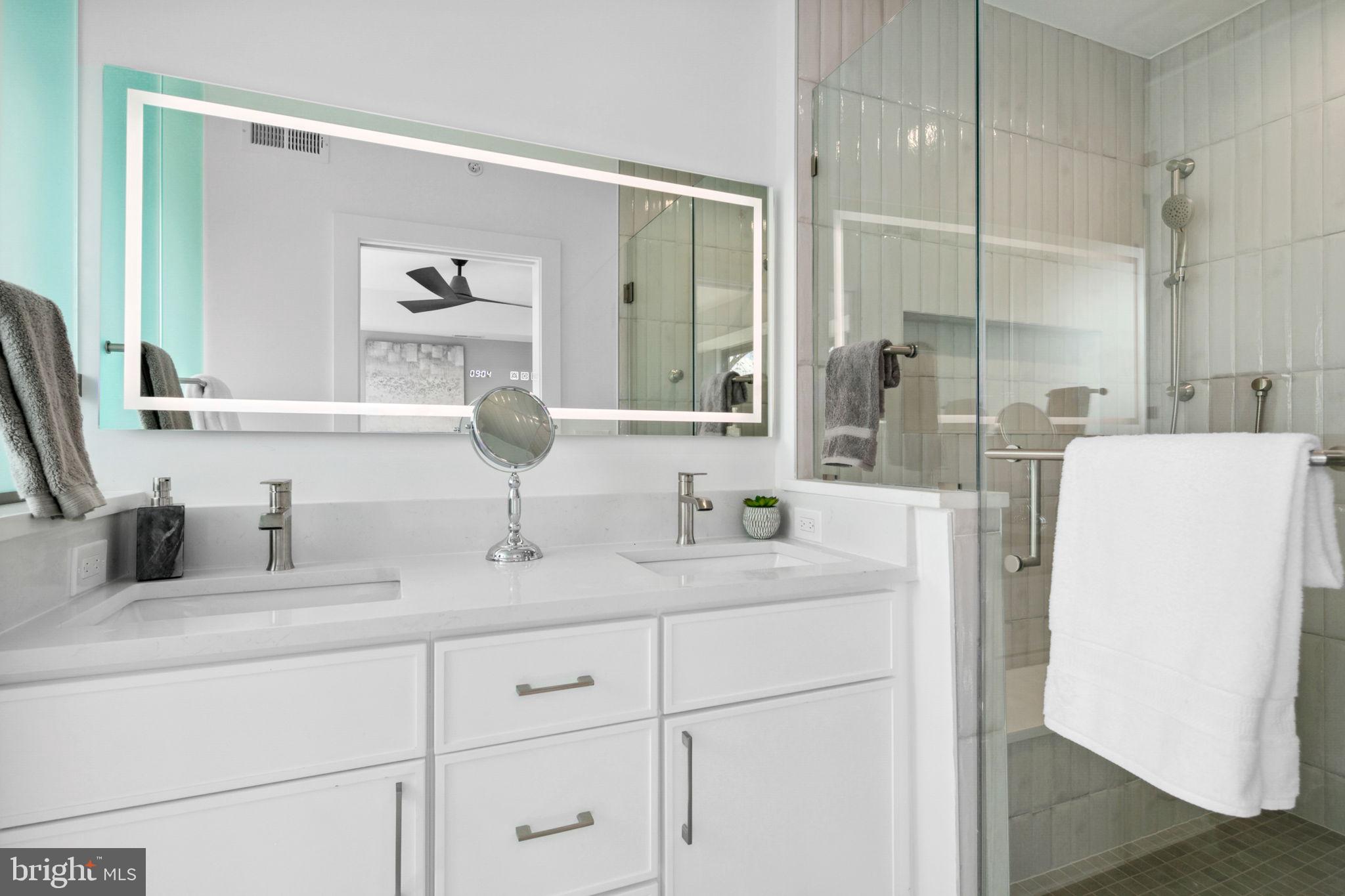 CLARENDON - Residential