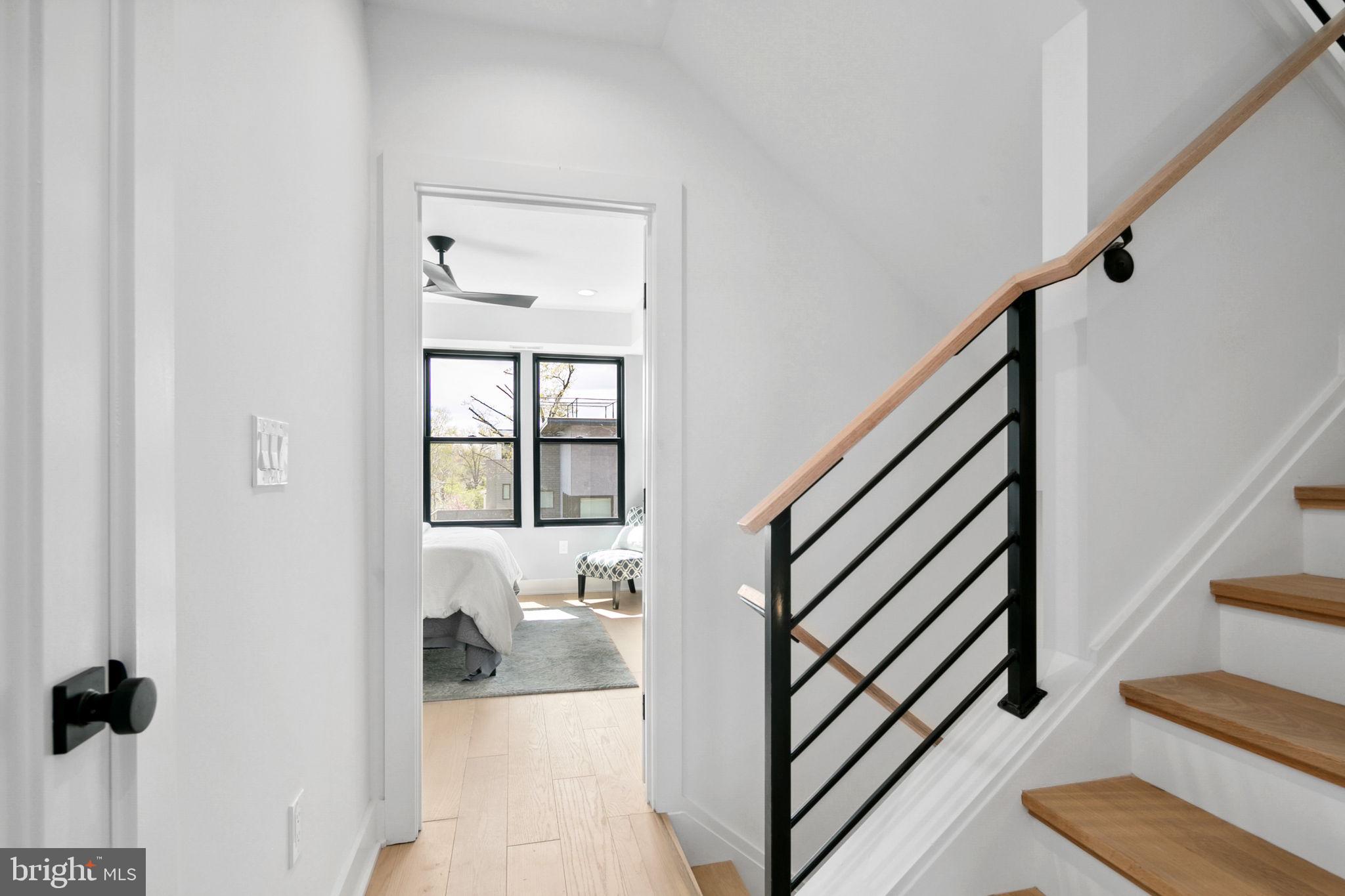 CLARENDON - Residential