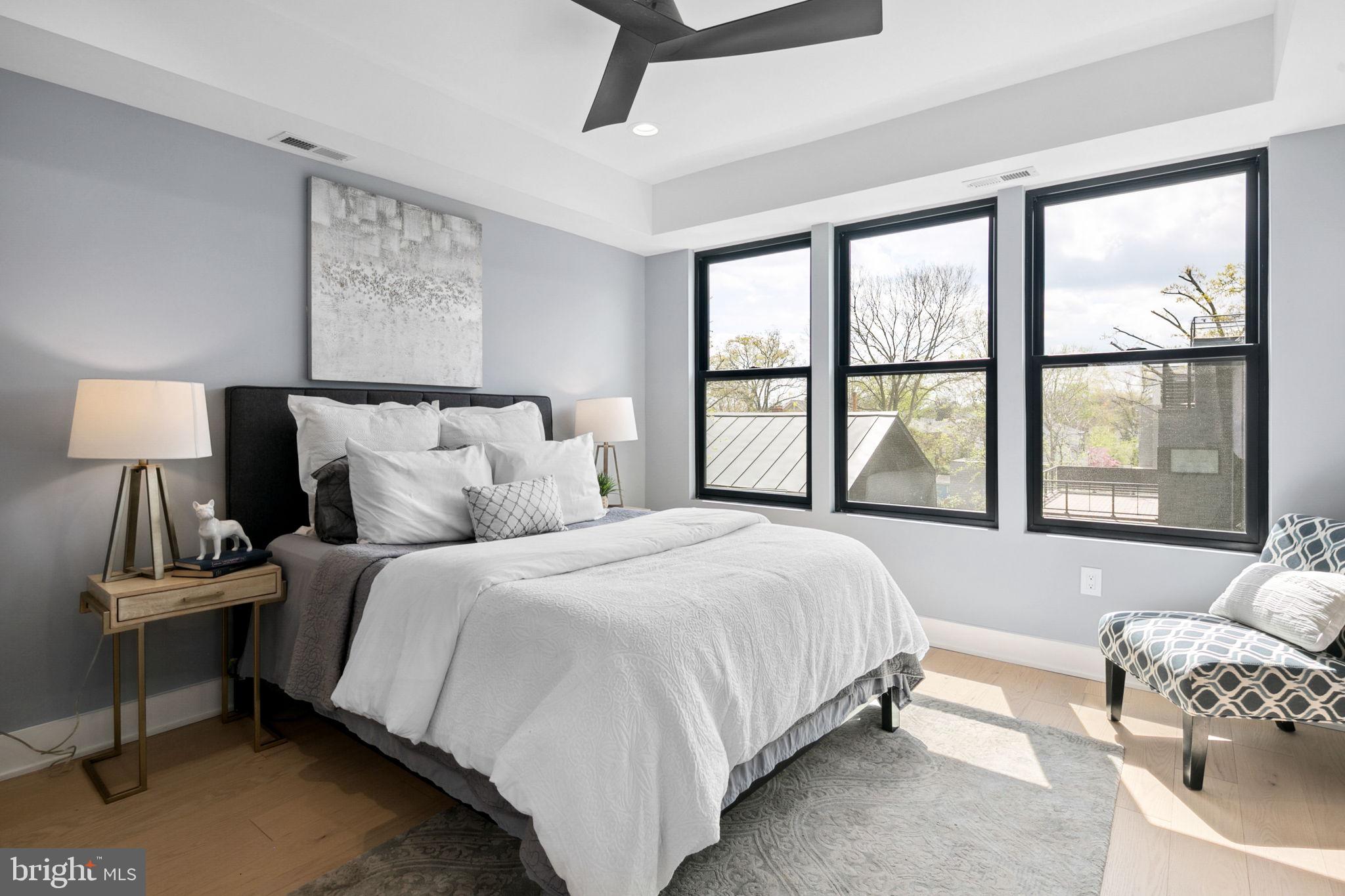 CLARENDON - Residential