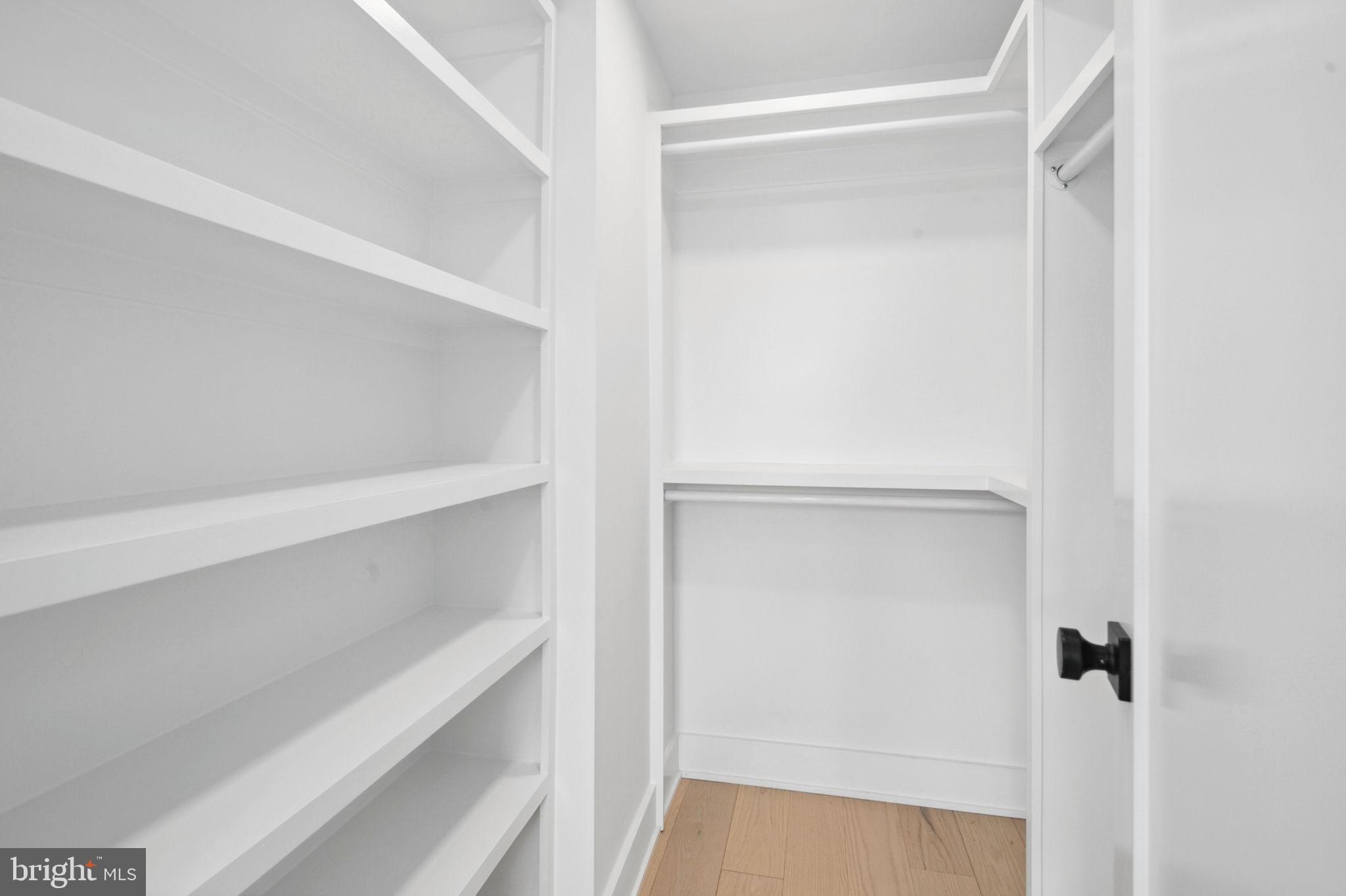 CLARENDON - Residential