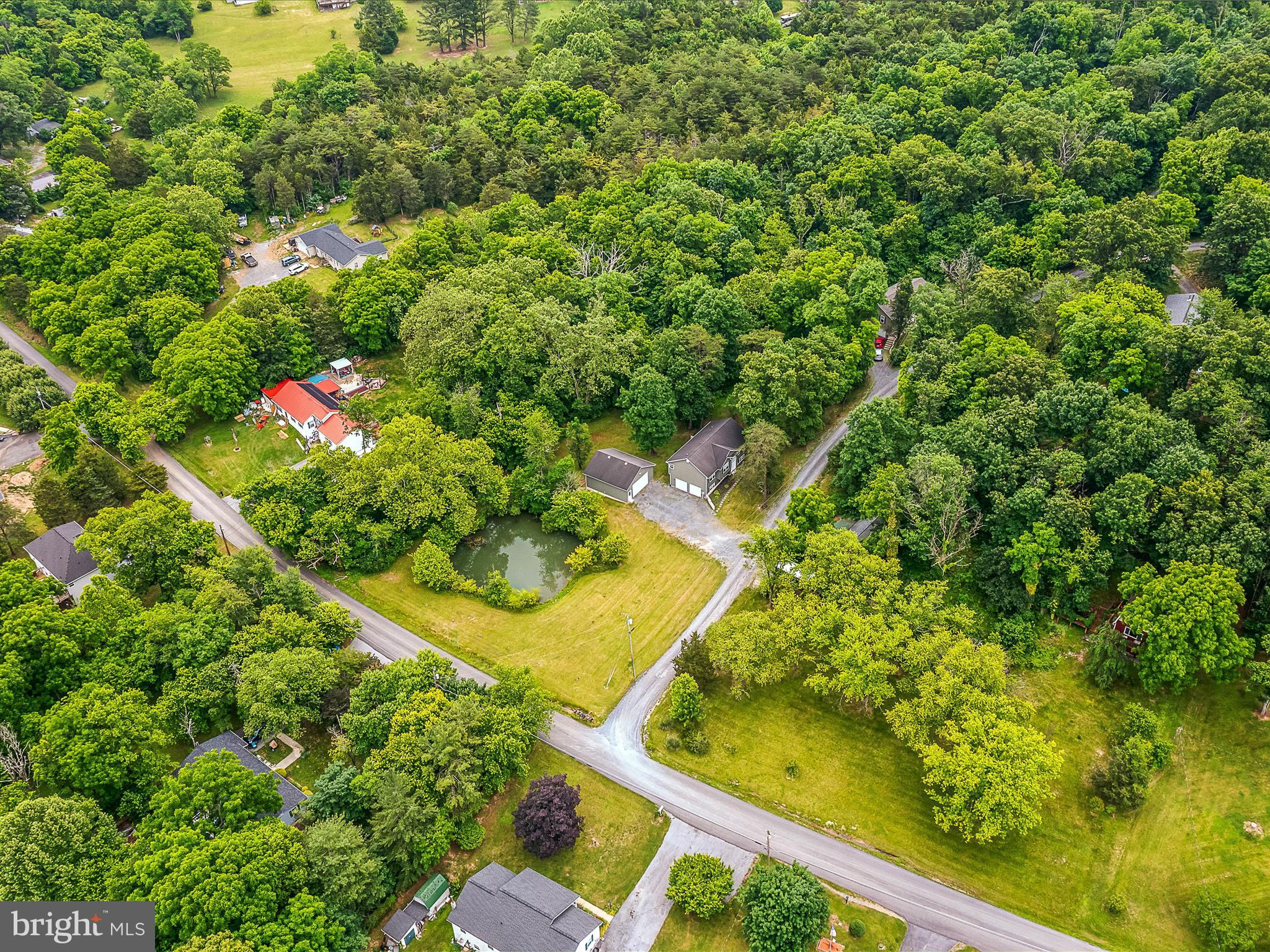 HIDDEN RIVER - Residential