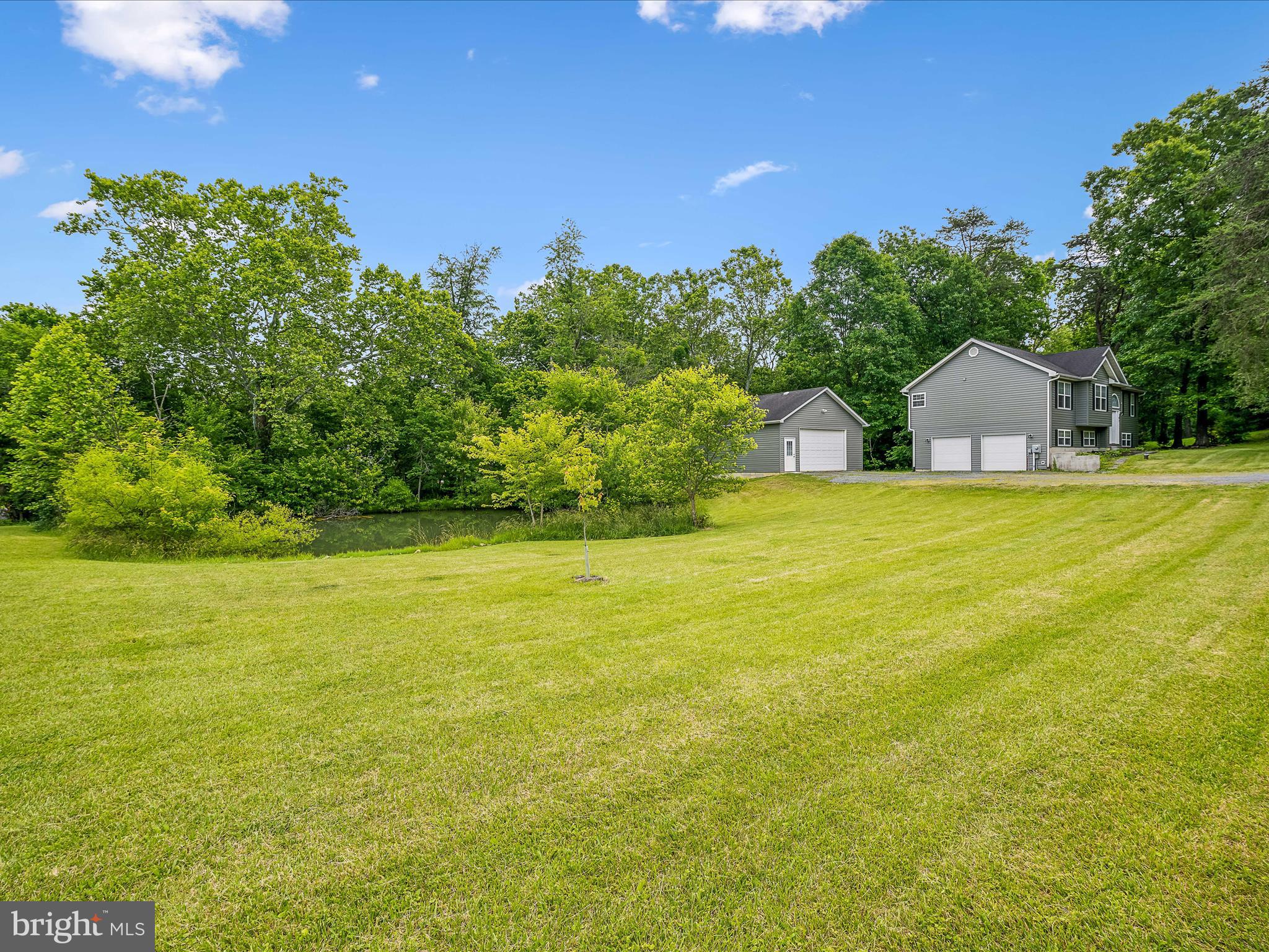 HIDDEN RIVER - Residential