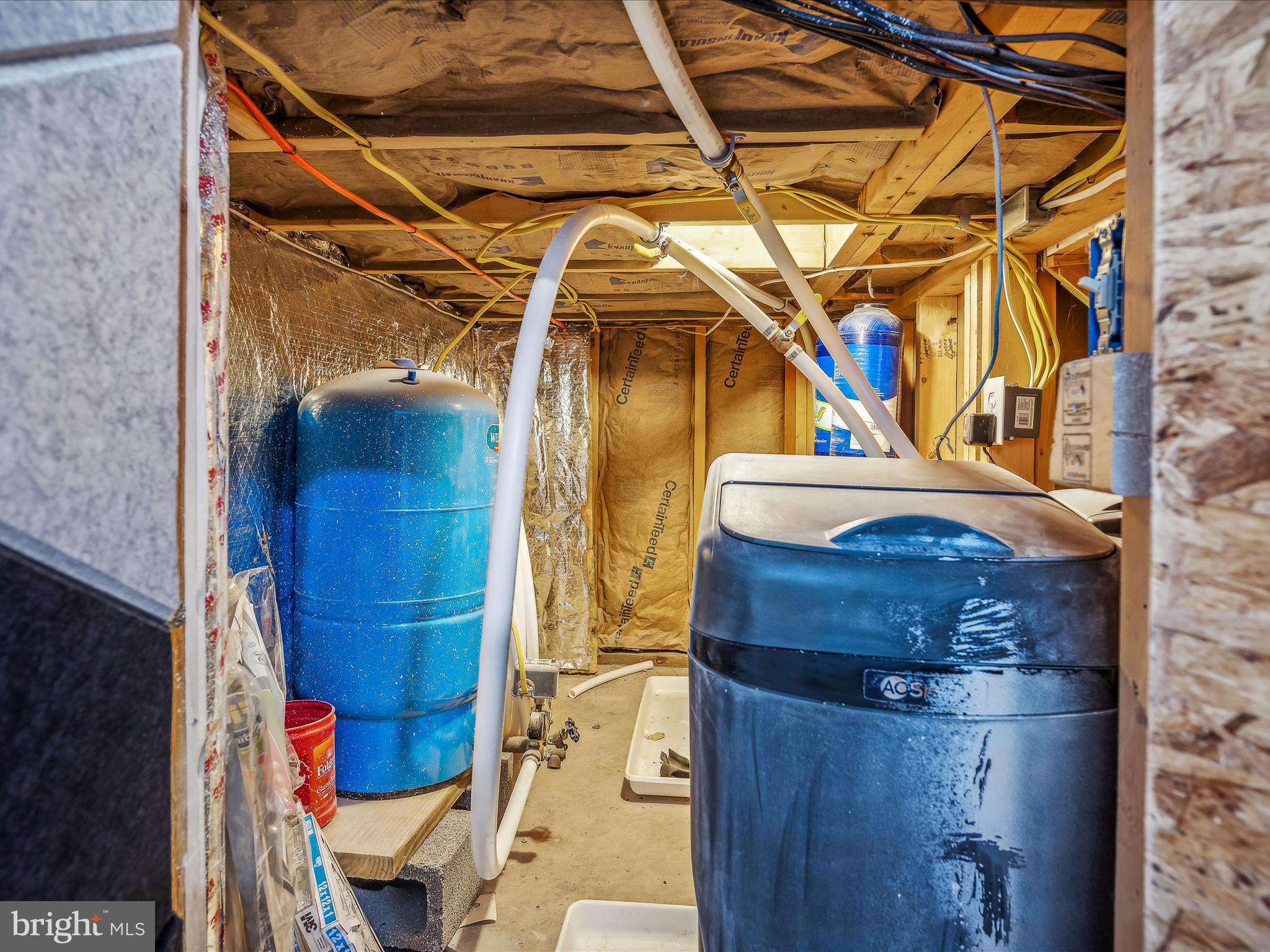 HIDDEN RIVER - Residential