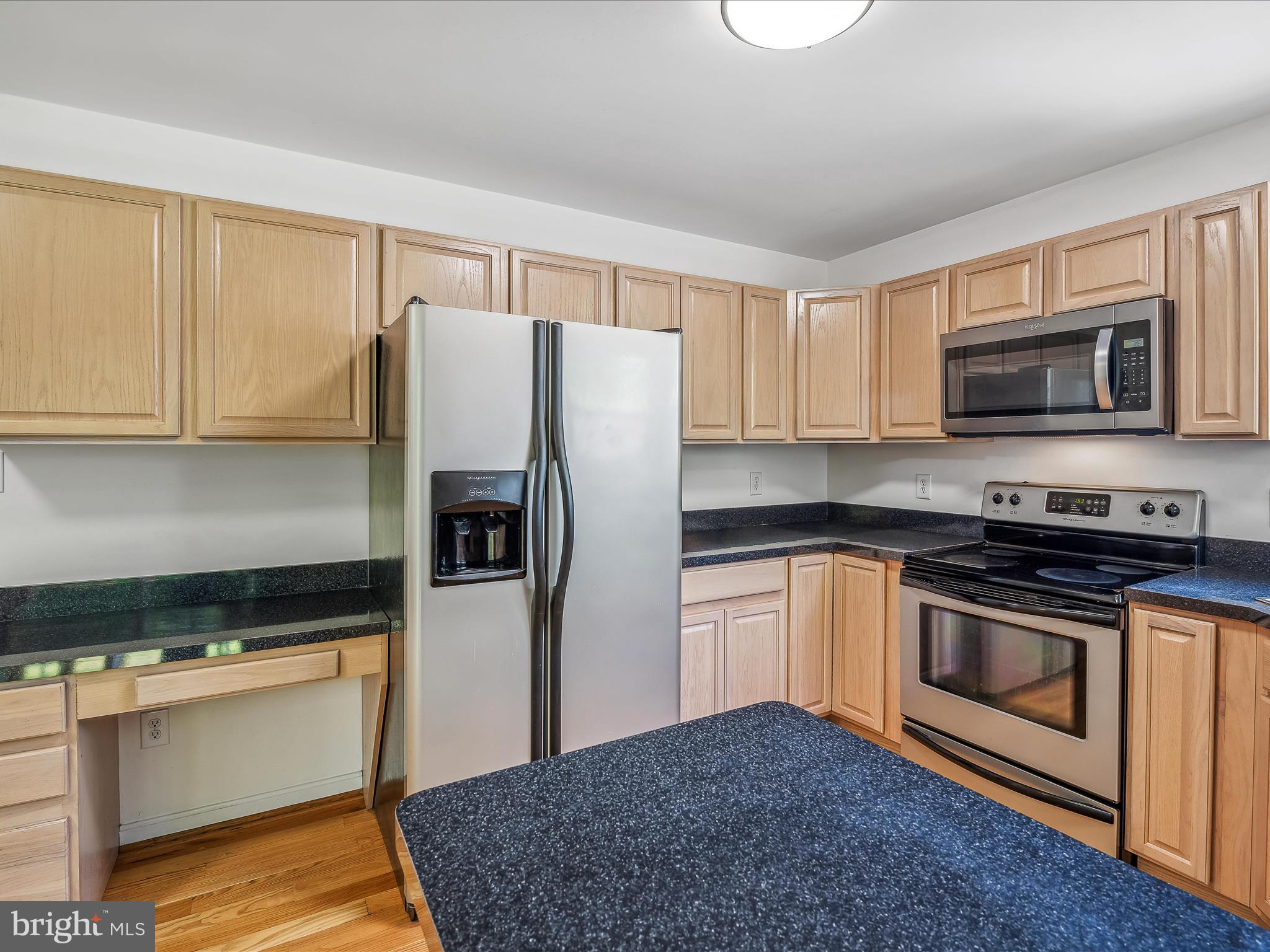 HIDDEN RIVER - Residential