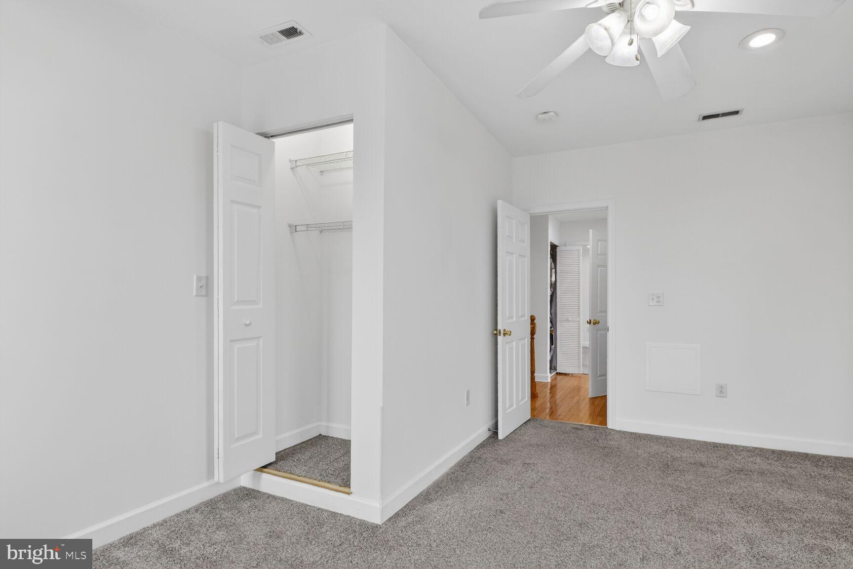 RIVERSIDE - Residential