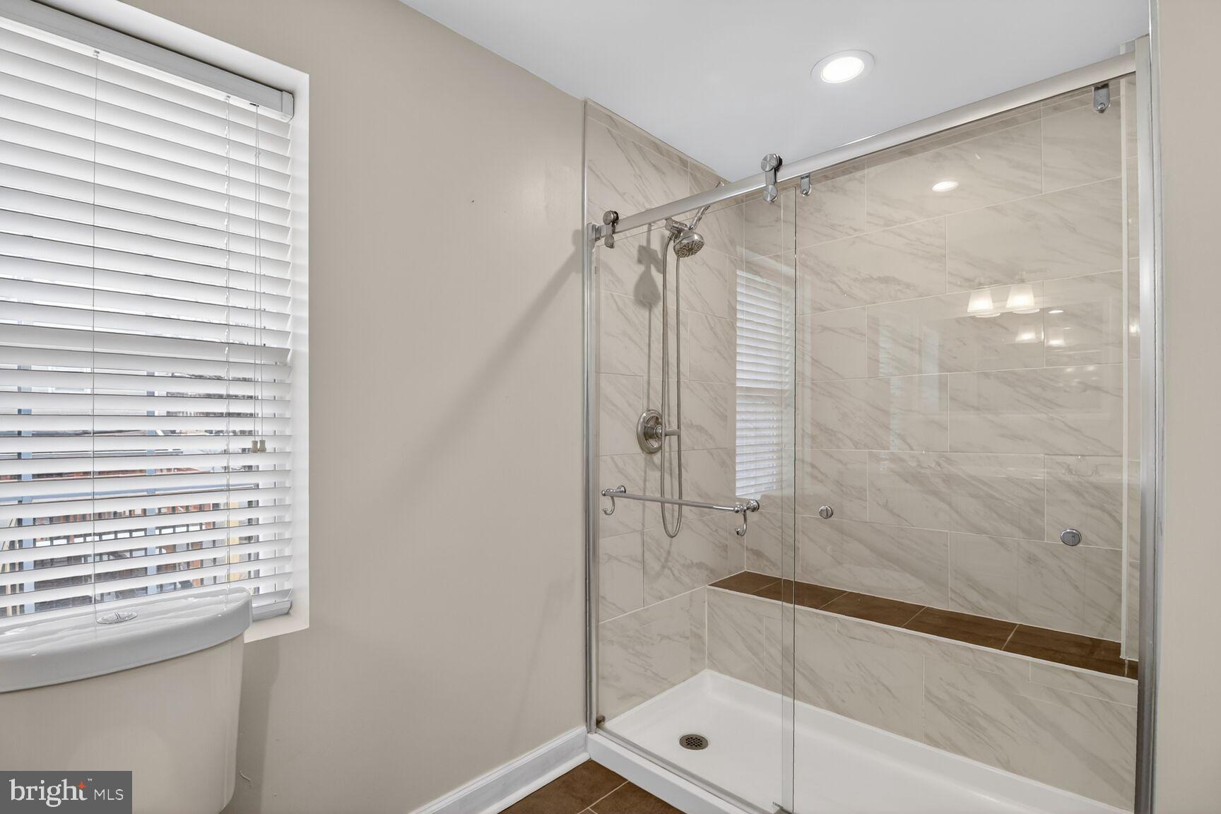 RIVERSIDE - Residential