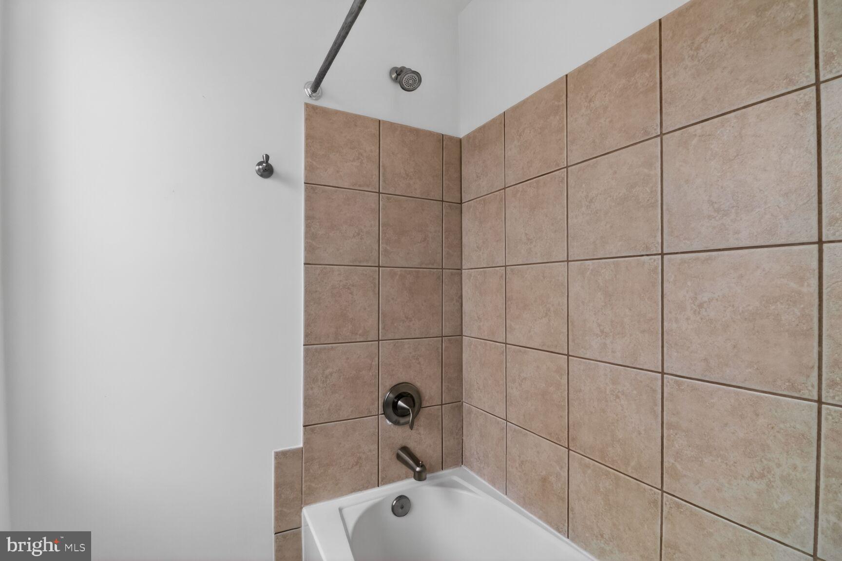 RIVERSIDE - Residential