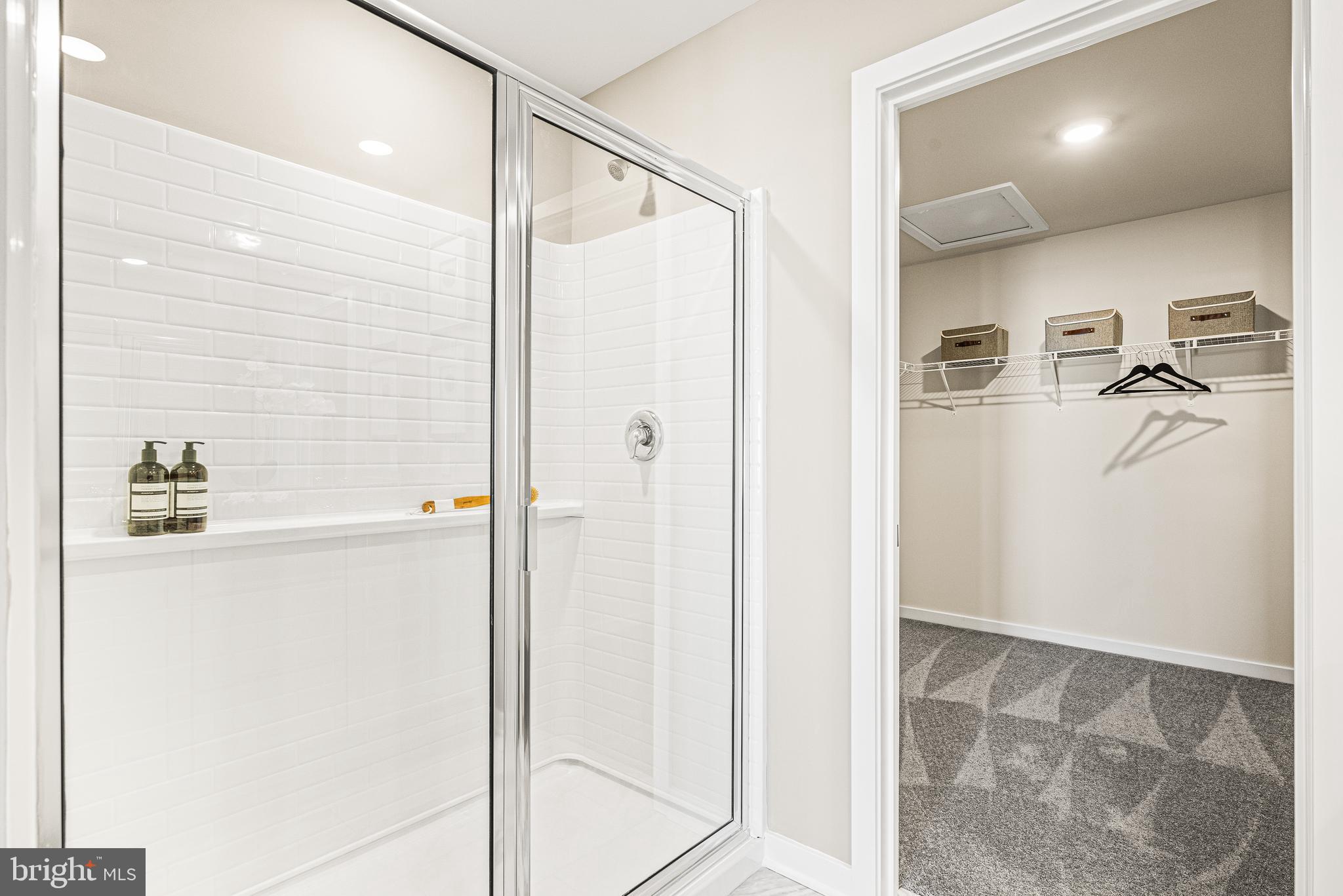 COVENTRY CHASE - Residential