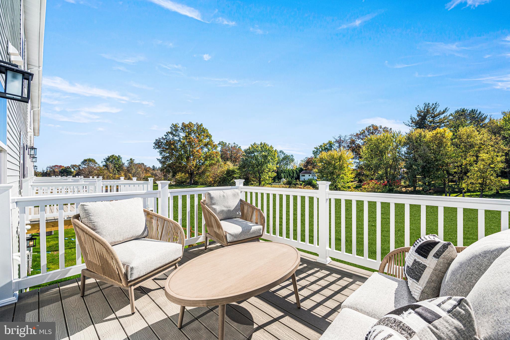 COVENTRY CHASE - Residential