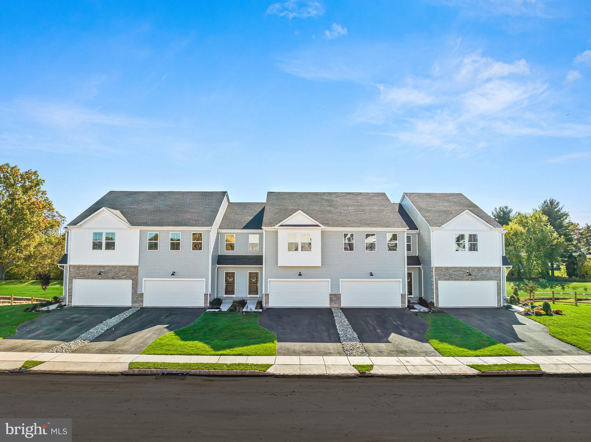 COVENTRY CHASE - Residential