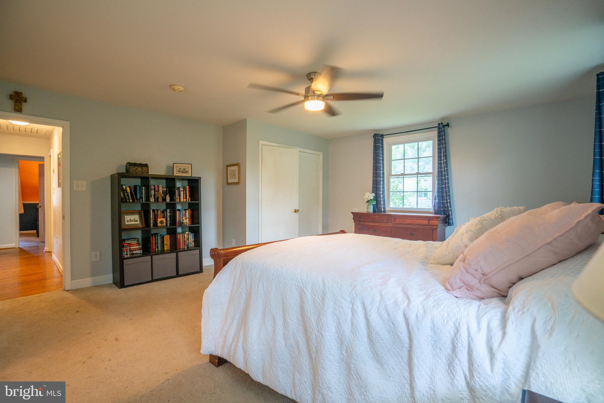 POINT OF WOODS - Residential