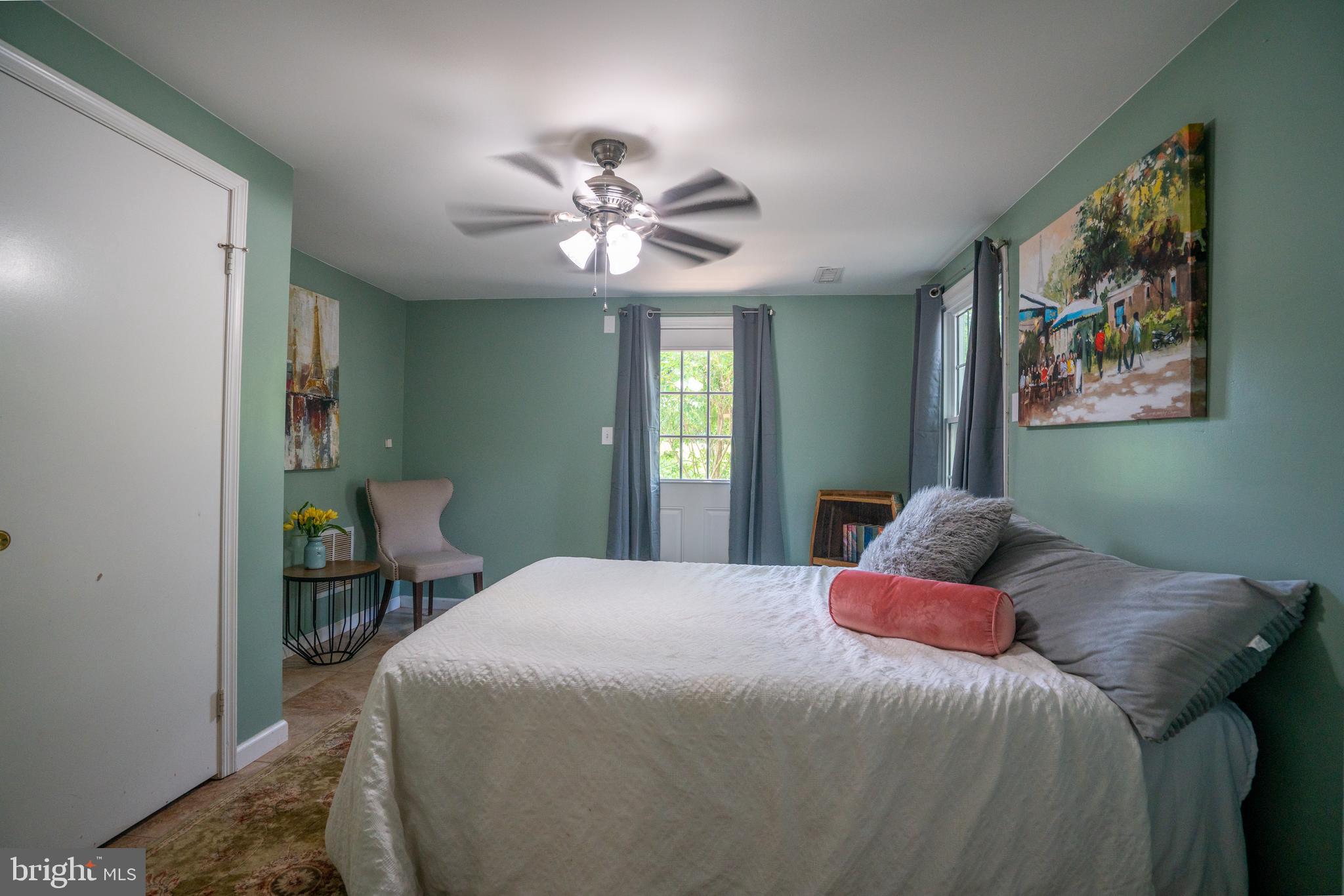 POINT OF WOODS - Residential