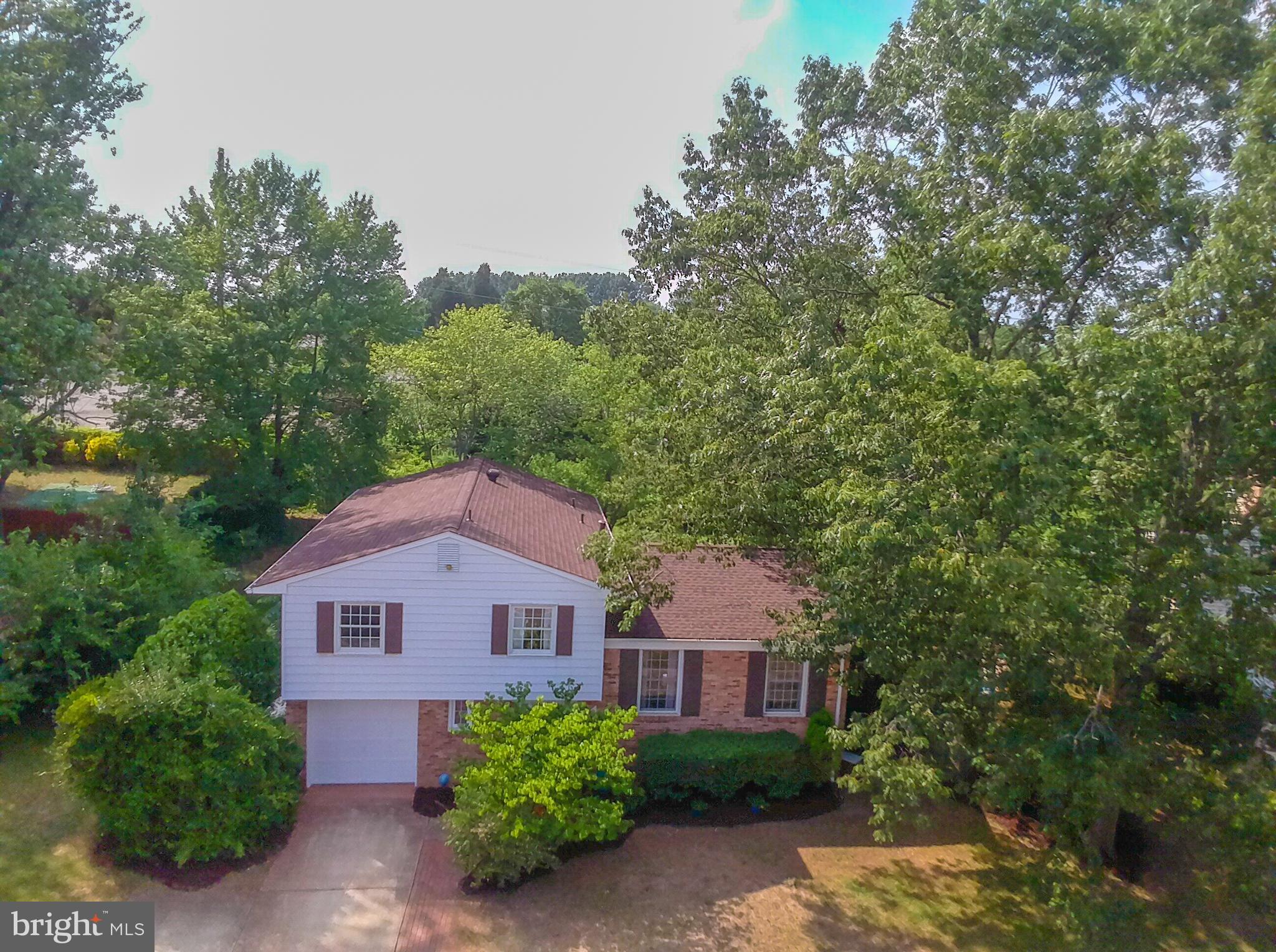 POINT OF WOODS - Residential