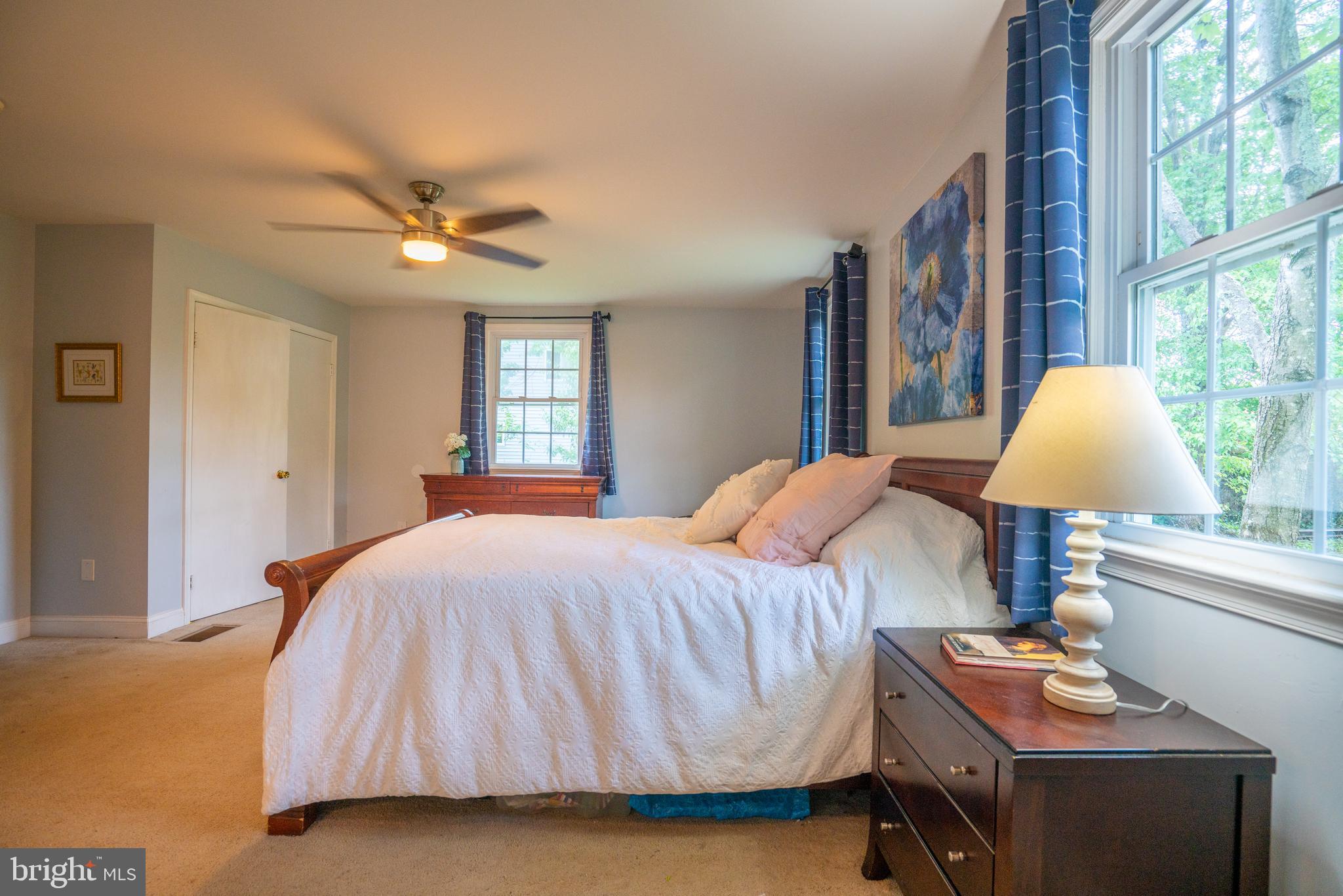 POINT OF WOODS - Residential