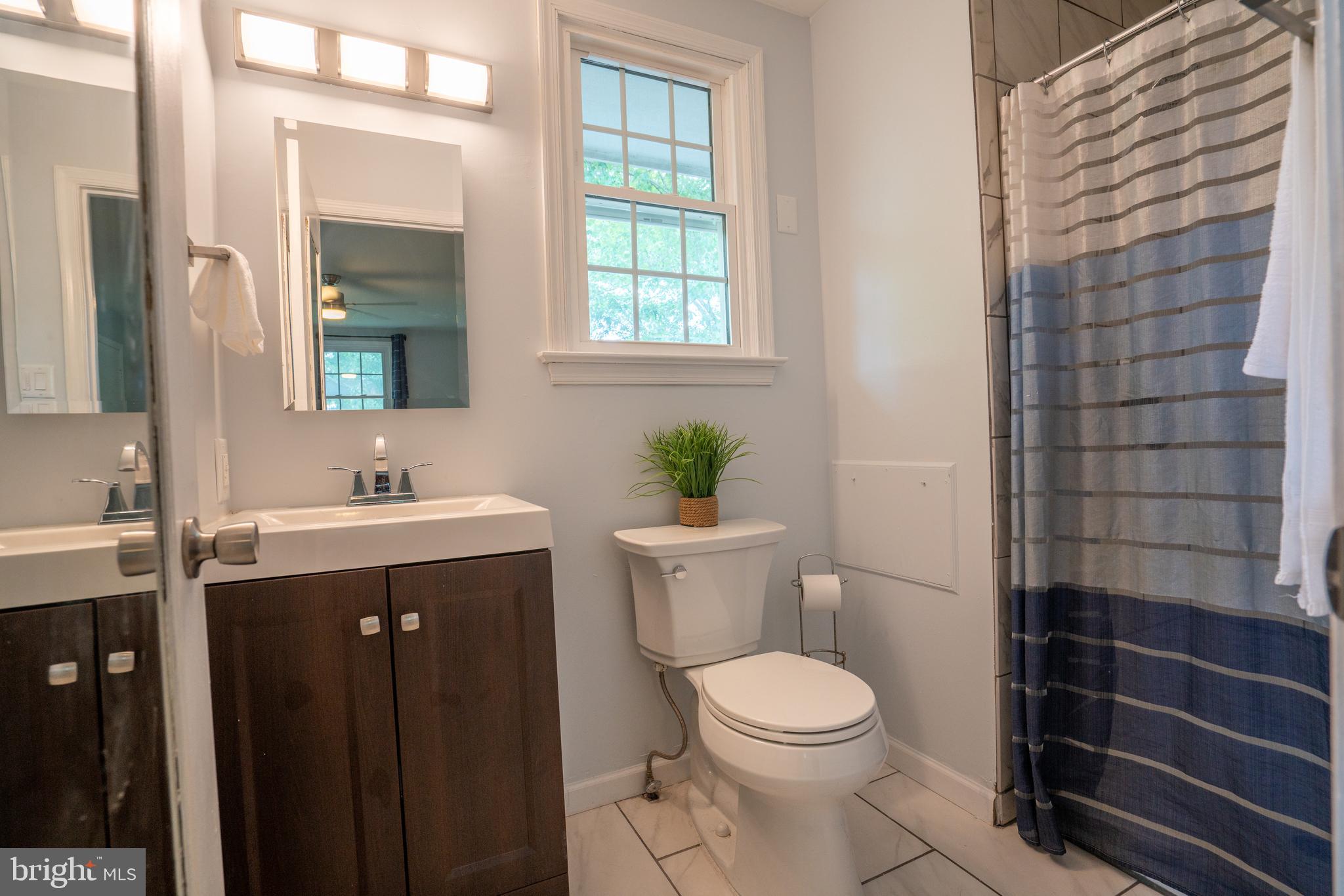 POINT OF WOODS - Residential