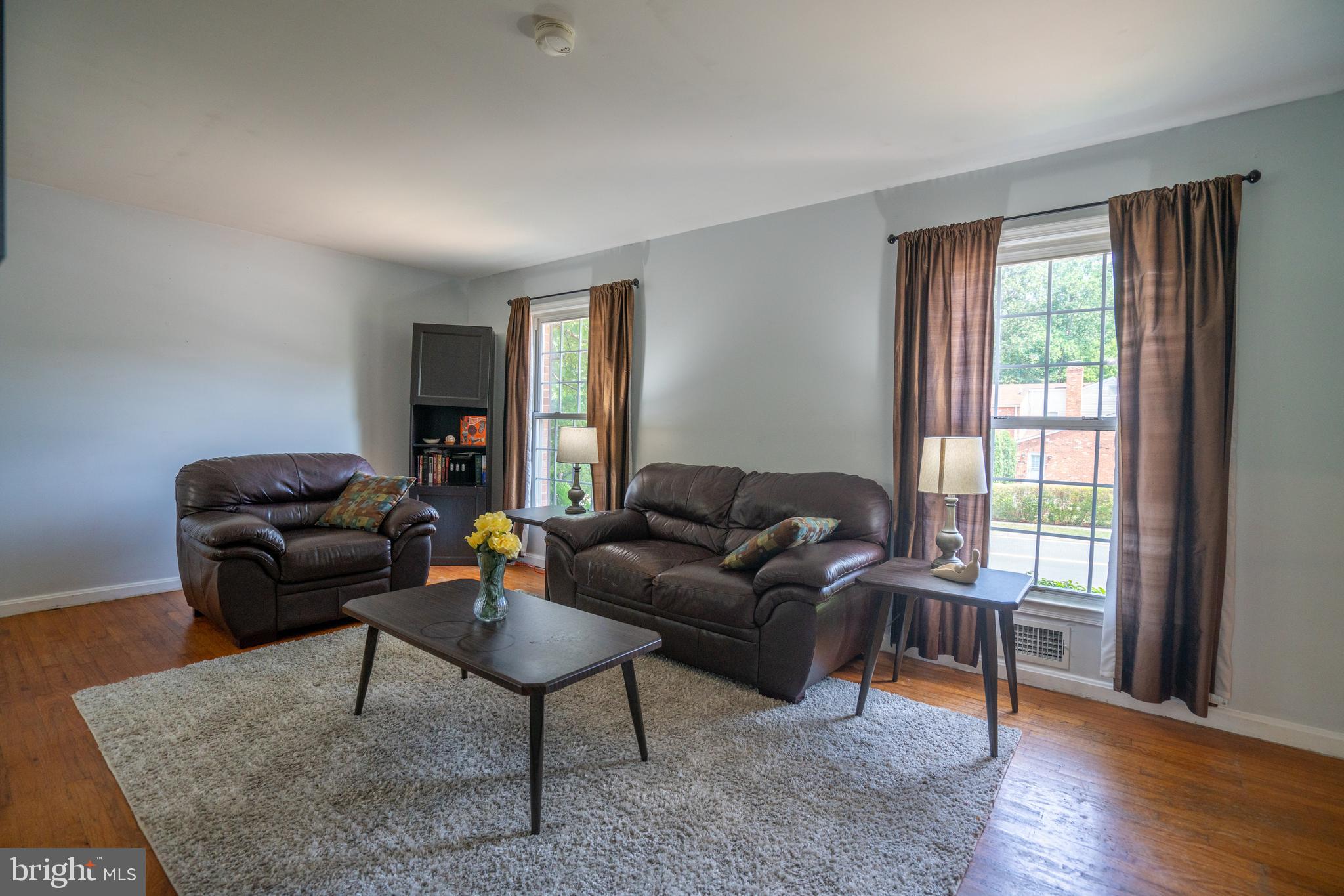 POINT OF WOODS - Residential