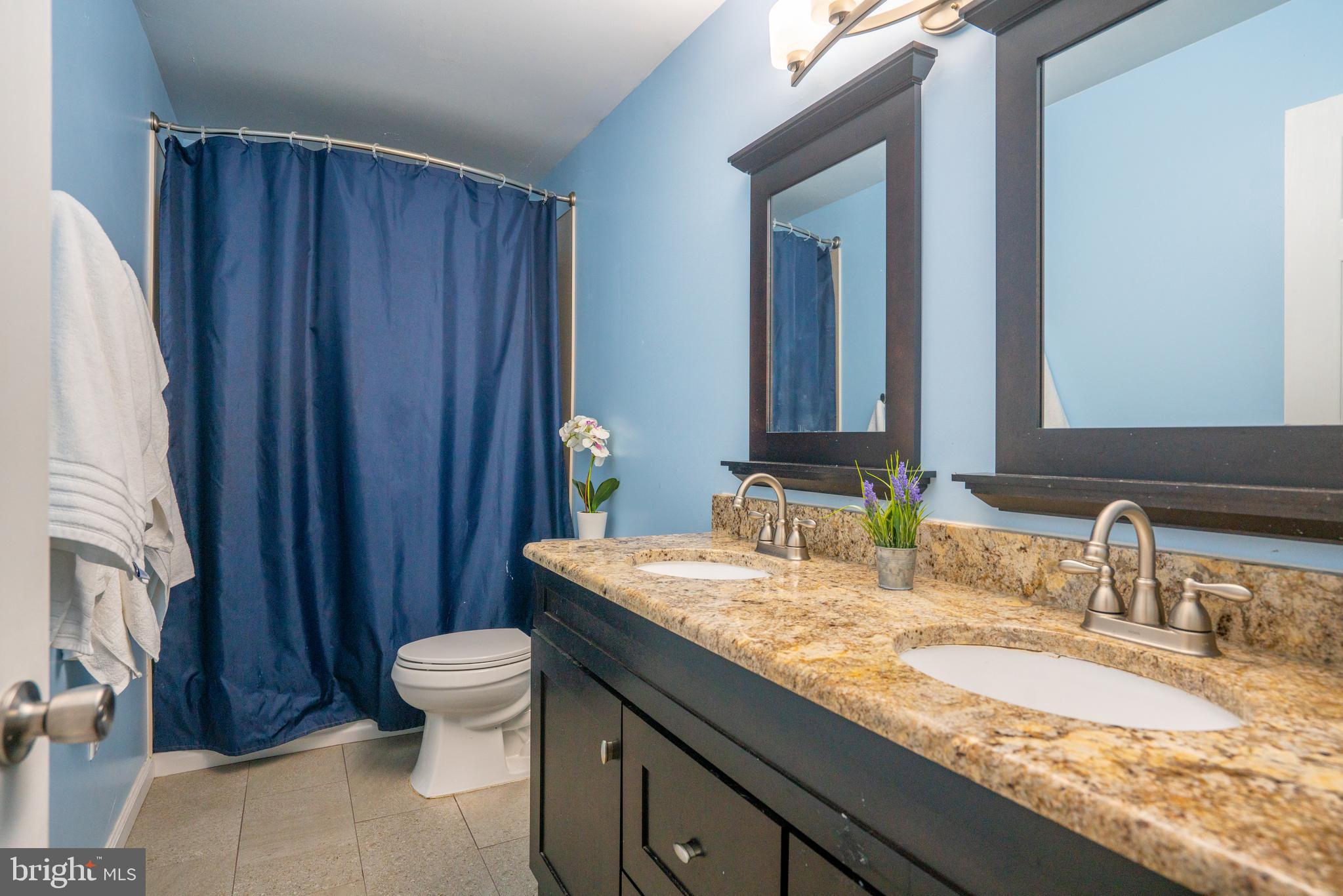 POINT OF WOODS - Residential