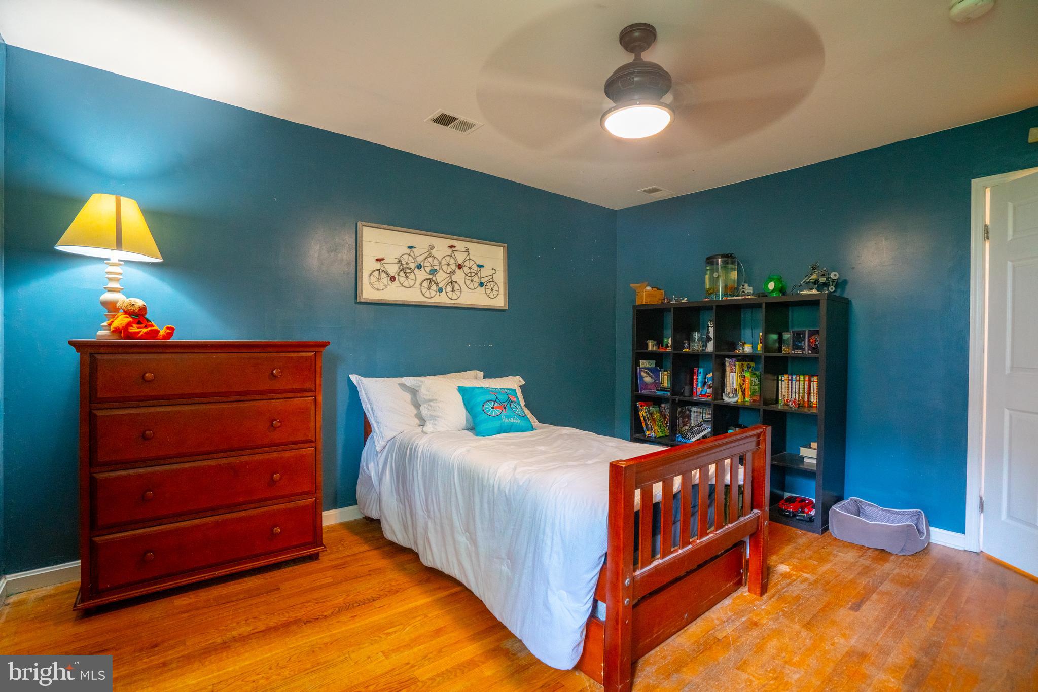 POINT OF WOODS - Residential