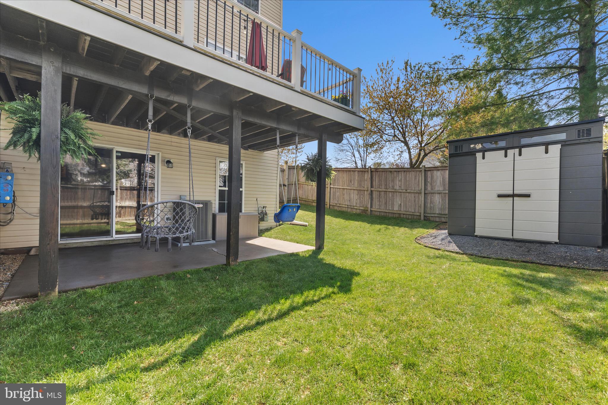 WELLINGTON TRACE - Residential