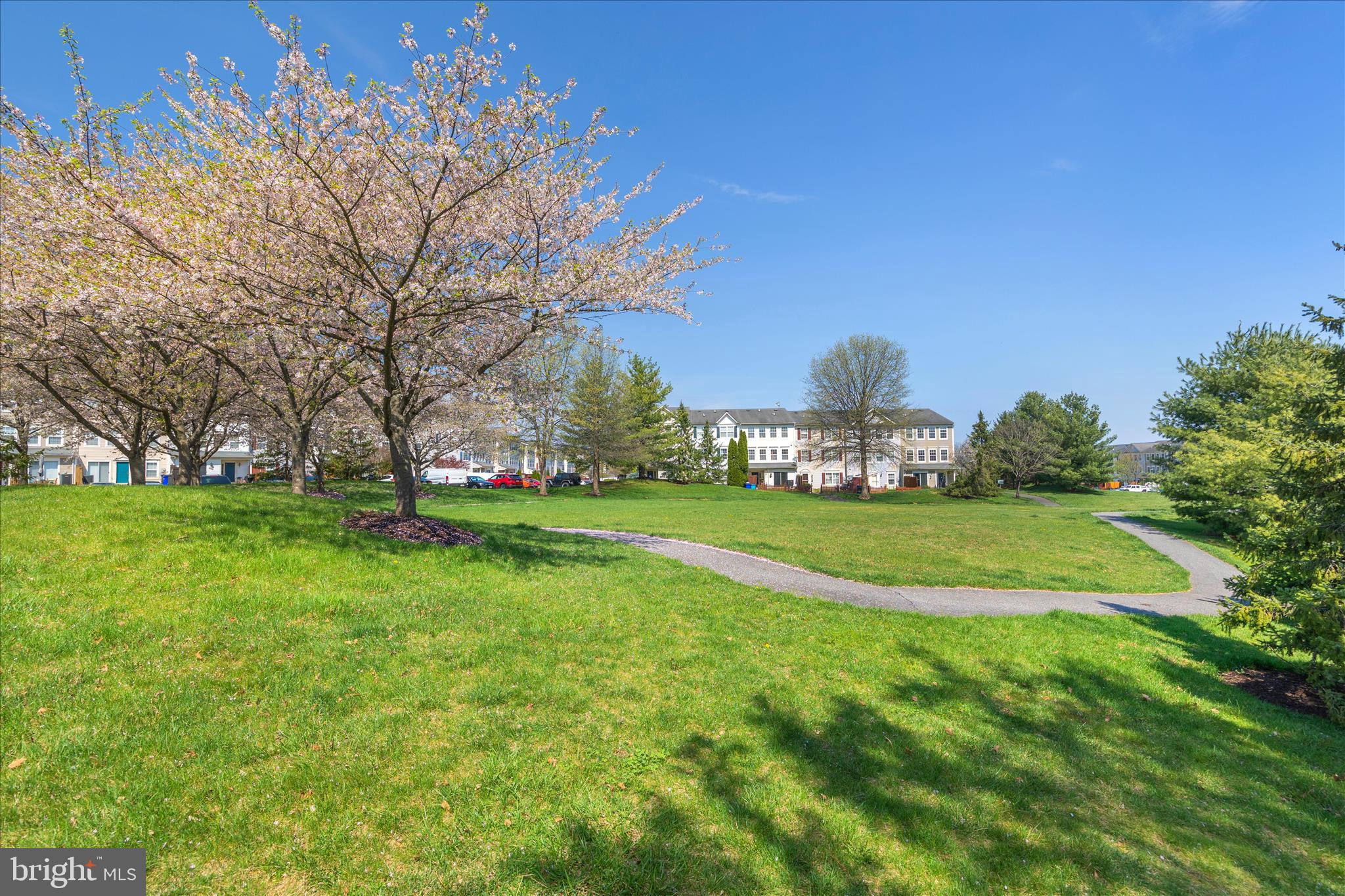 WELLINGTON TRACE - Residential