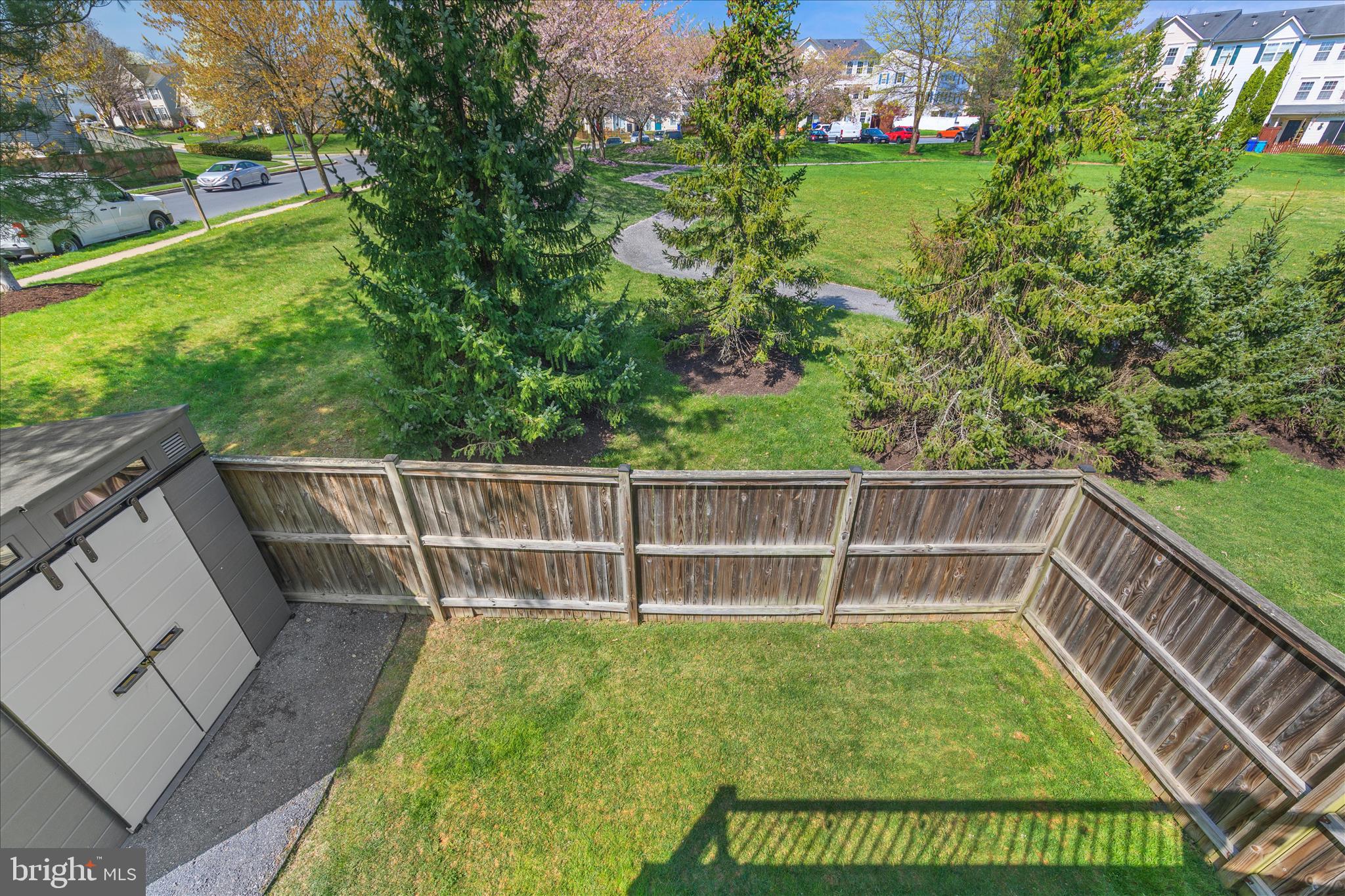 WELLINGTON TRACE - Residential