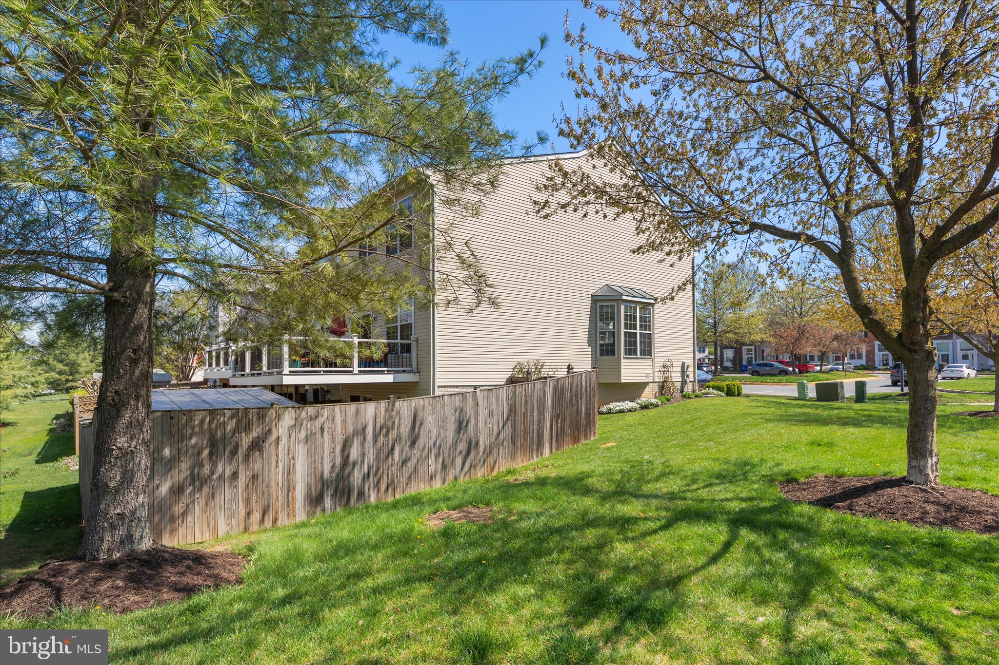 WELLINGTON TRACE - Residential