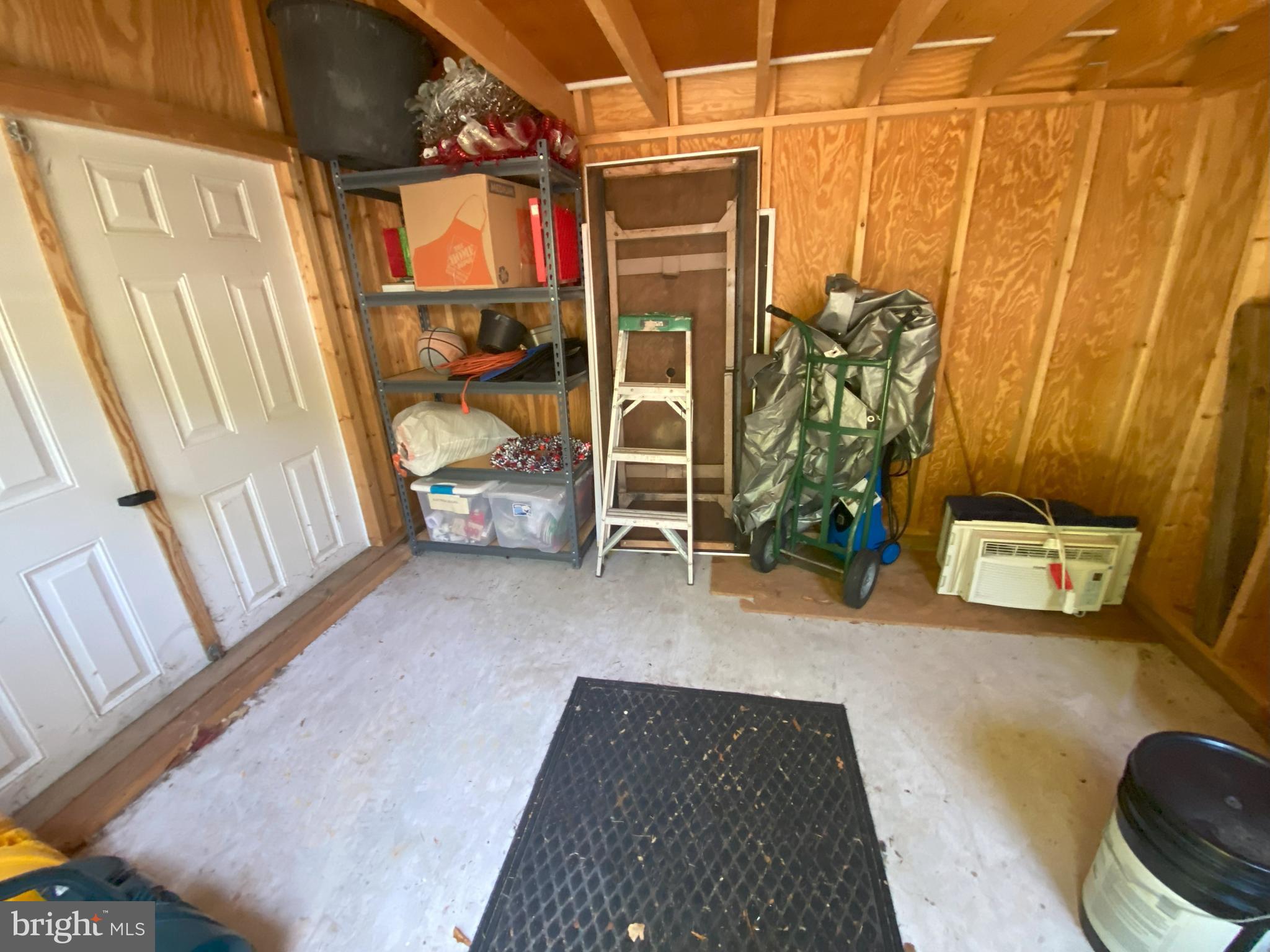 WALLENPAUPACK LAKE ESTATES - Residential