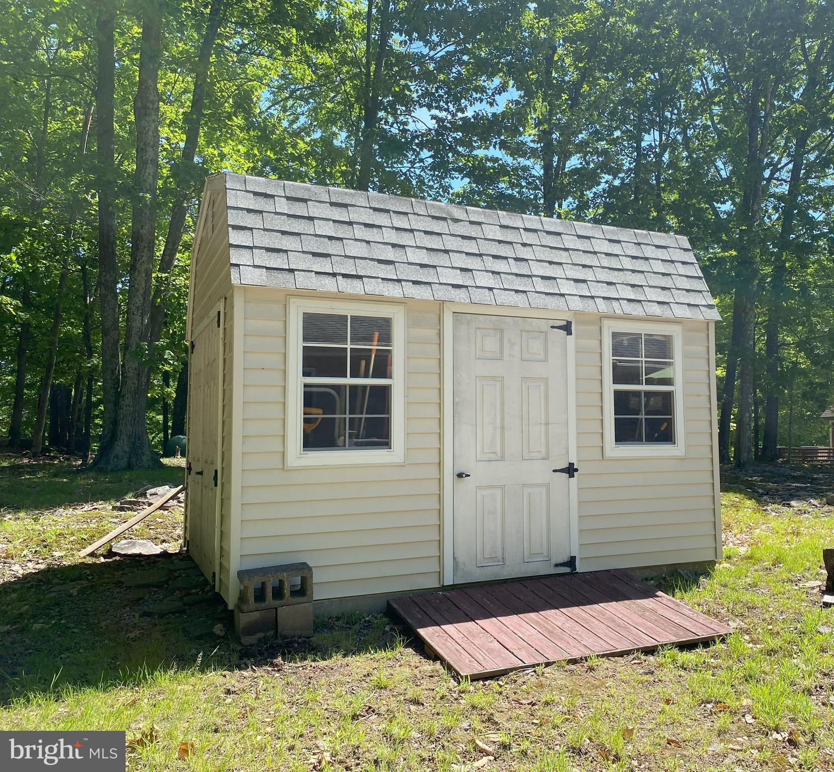 WALLENPAUPACK LAKE ESTATES - Residential