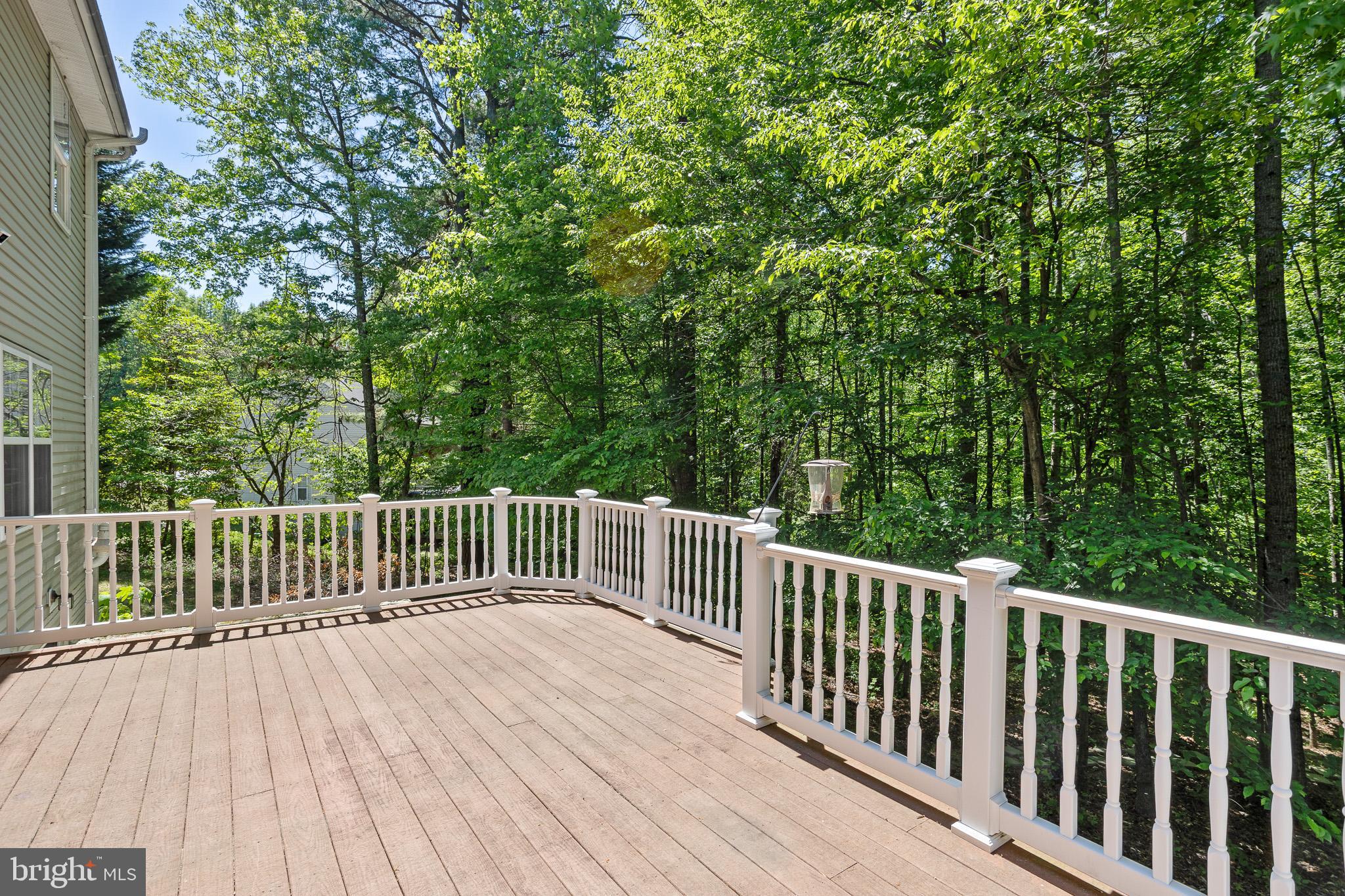 HUNTING CREEK KNOLLS - Residential