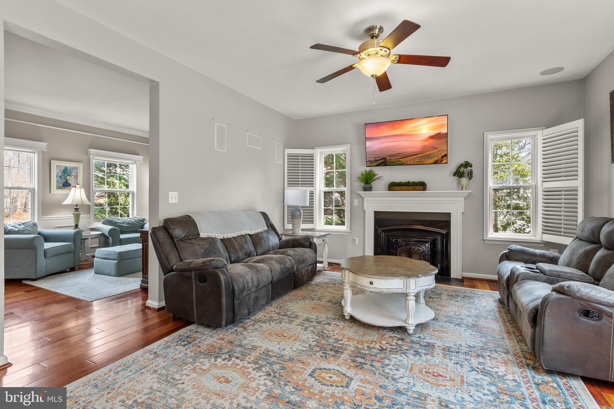 HUNTING CREEK KNOLLS - Residential