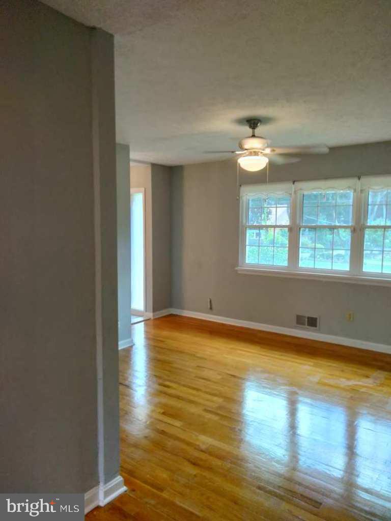 TANTALLON ON THE POTOMAC - Residential