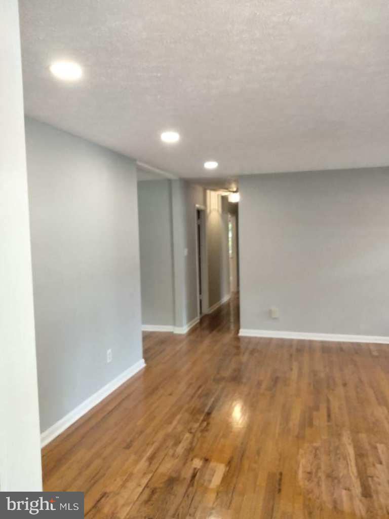 TANTALLON ON THE POTOMAC - Residential