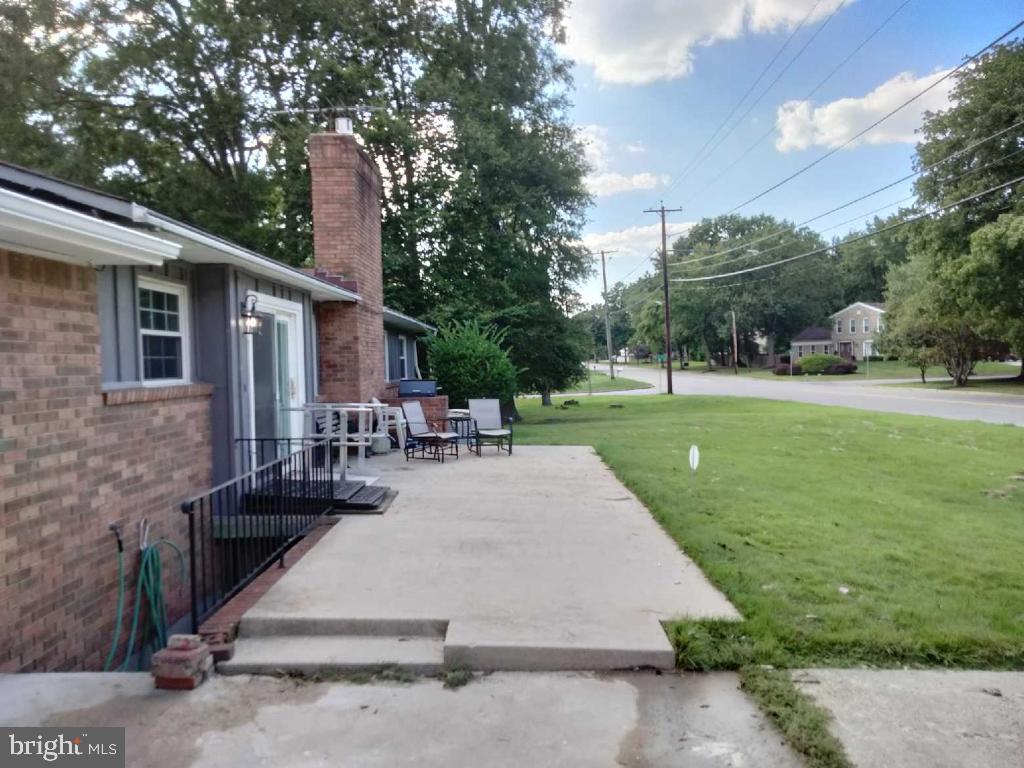 TANTALLON ON THE POTOMAC - Residential