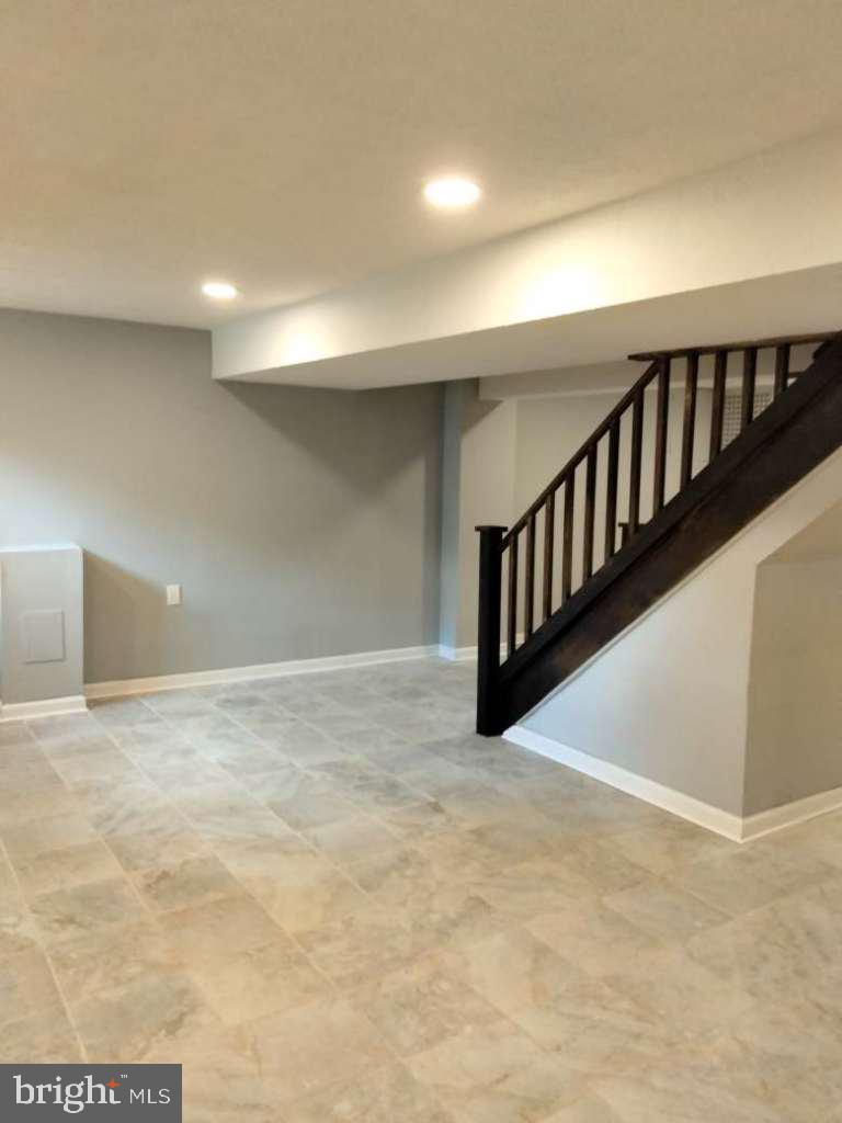 TANTALLON ON THE POTOMAC - Residential