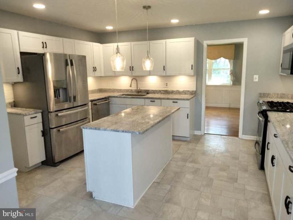 TANTALLON ON THE POTOMAC - Residential