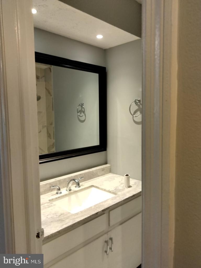 TANTALLON ON THE POTOMAC - Residential