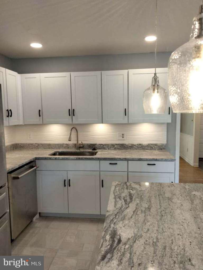 TANTALLON ON THE POTOMAC - Residential