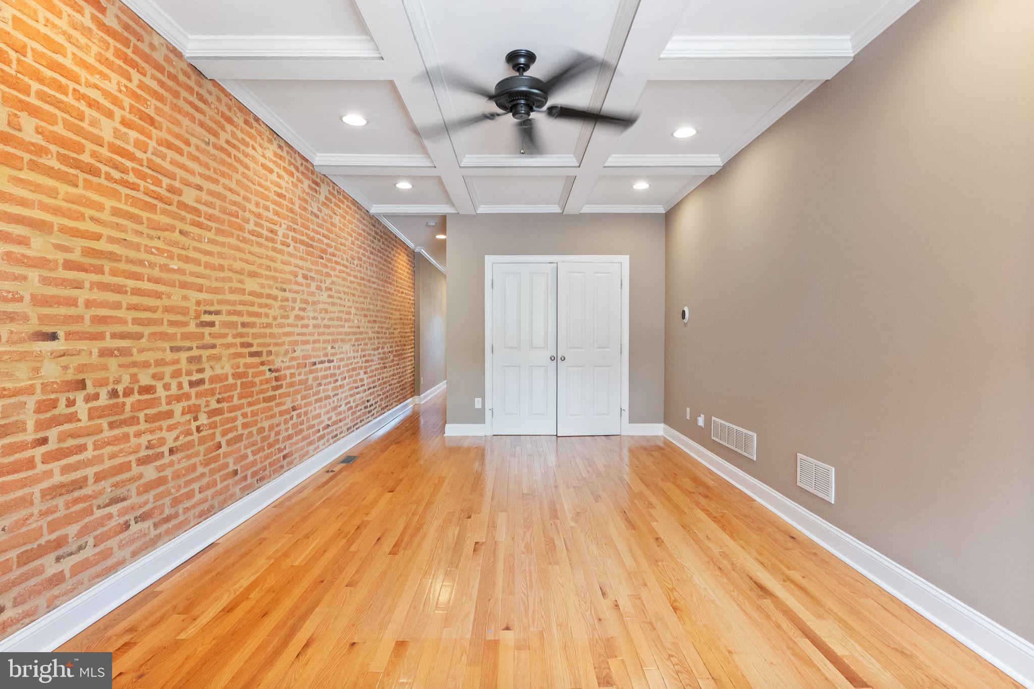 14 S COLLINGTON AVENUE
