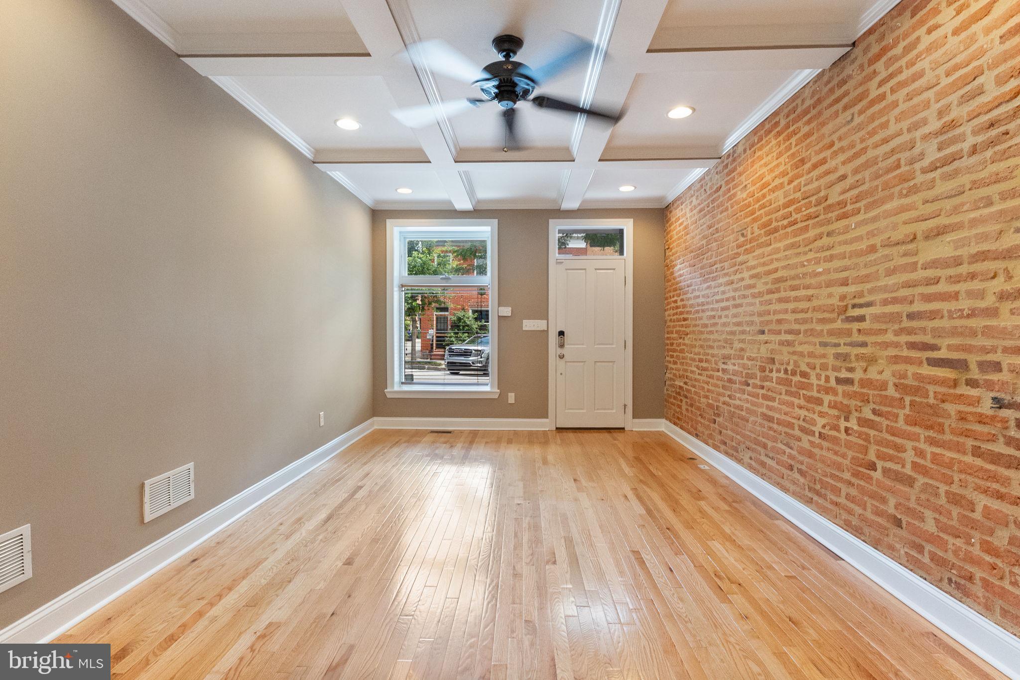 14 S COLLINGTON AVENUE