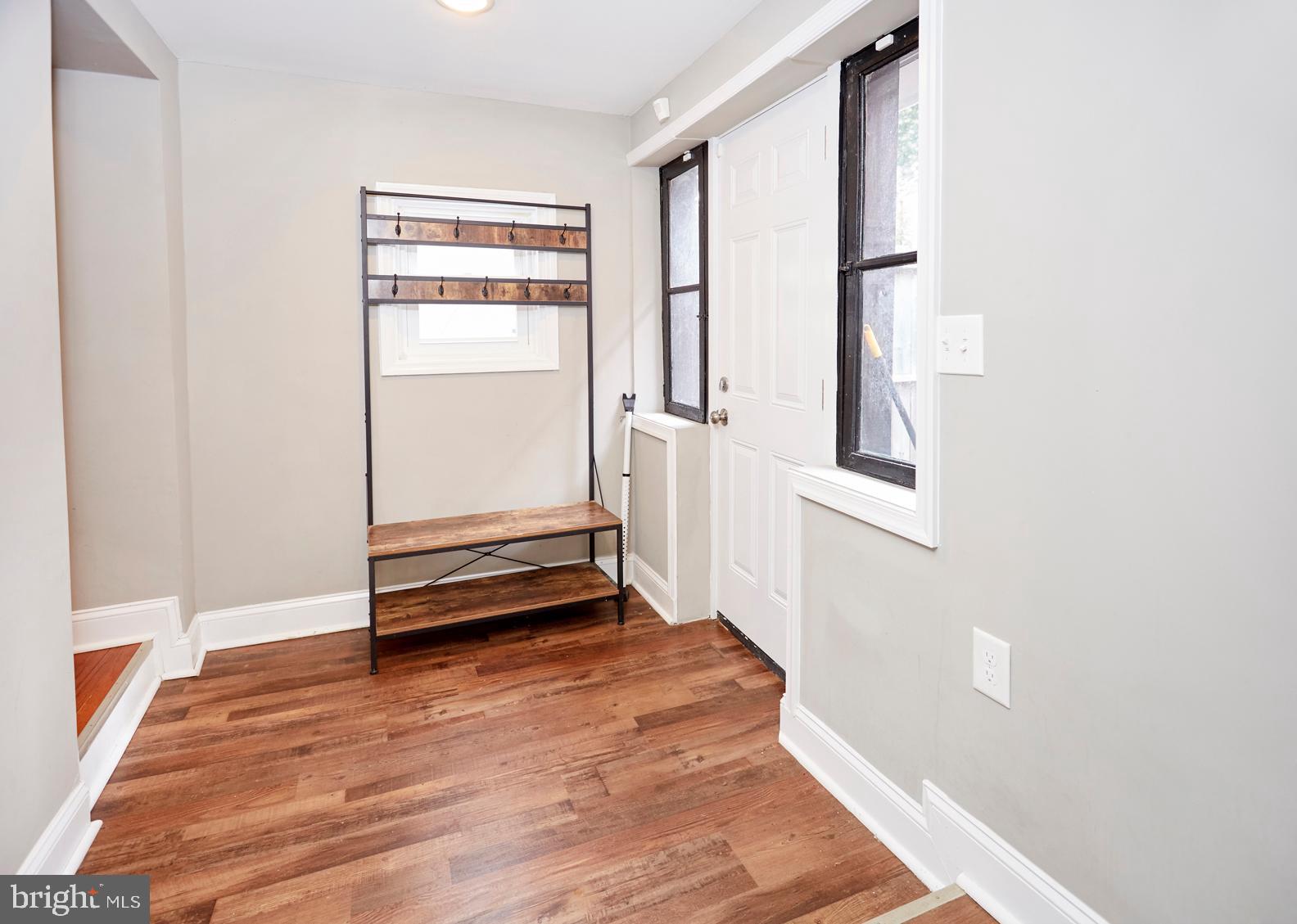 UNION SQUARE - Residential Lease